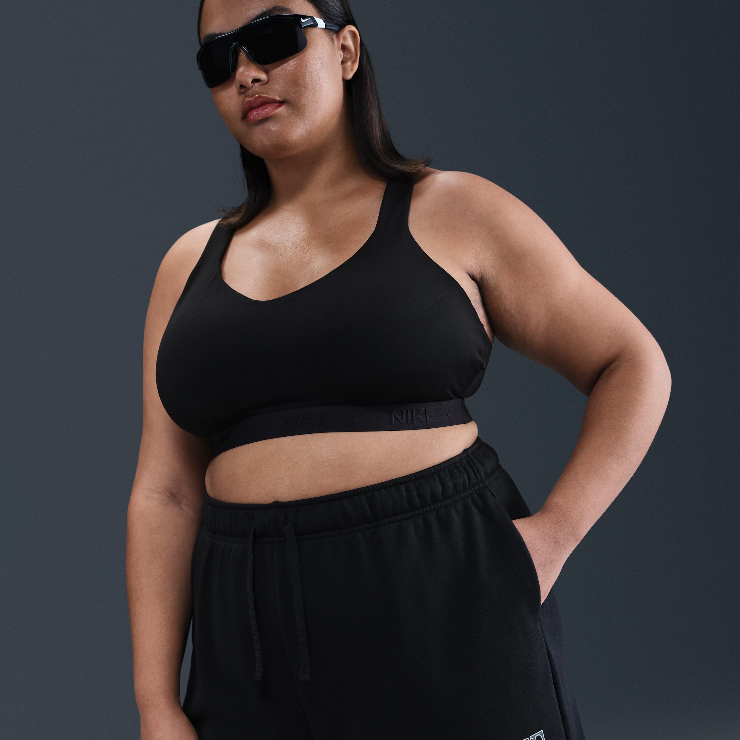 Women's Nike Sportswear Club Fleece Mid-Rise 4" Graphic Shorts (Plus Size) Product Image