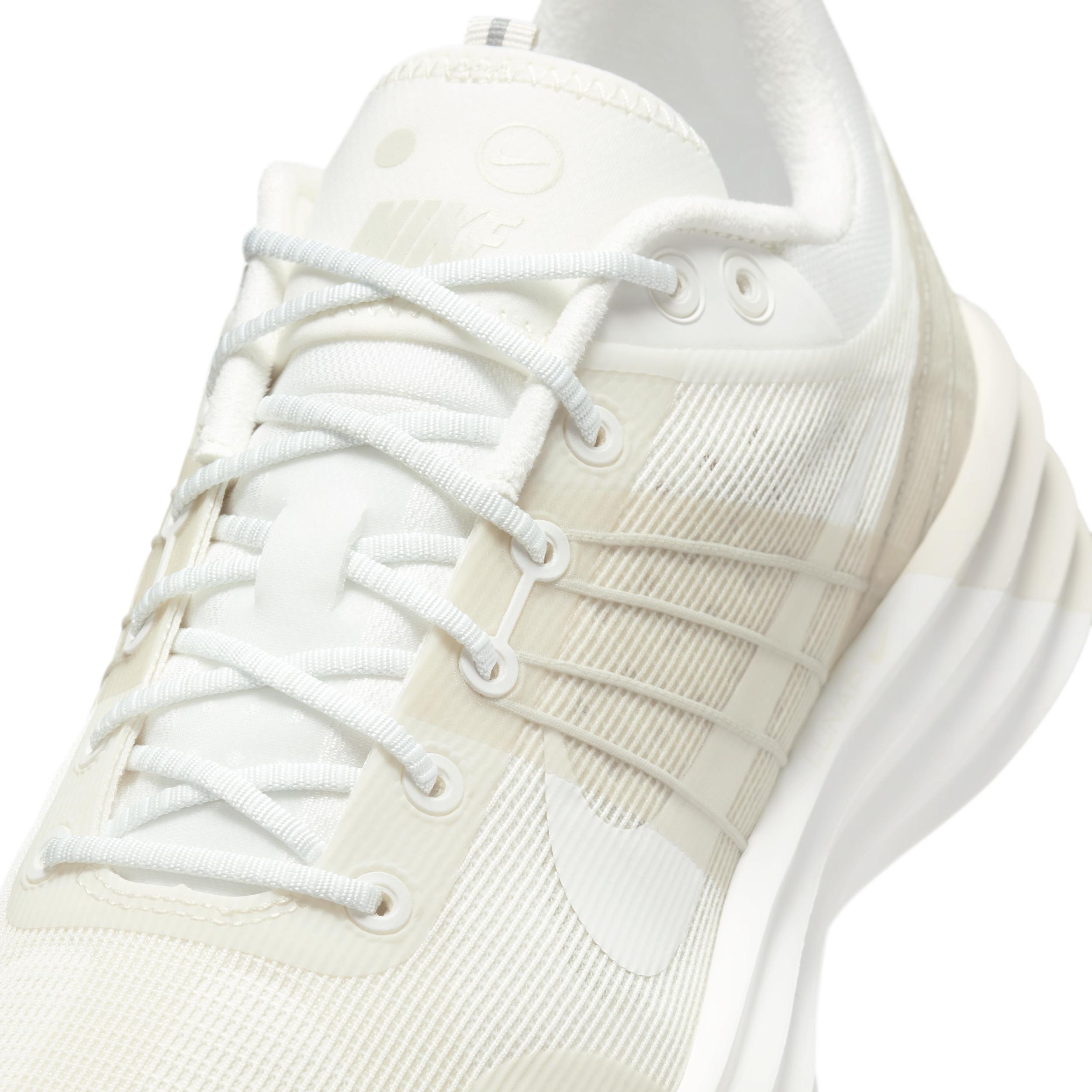 Nike Mens Lunar Roam Shoes | DV2440-100 Product Image