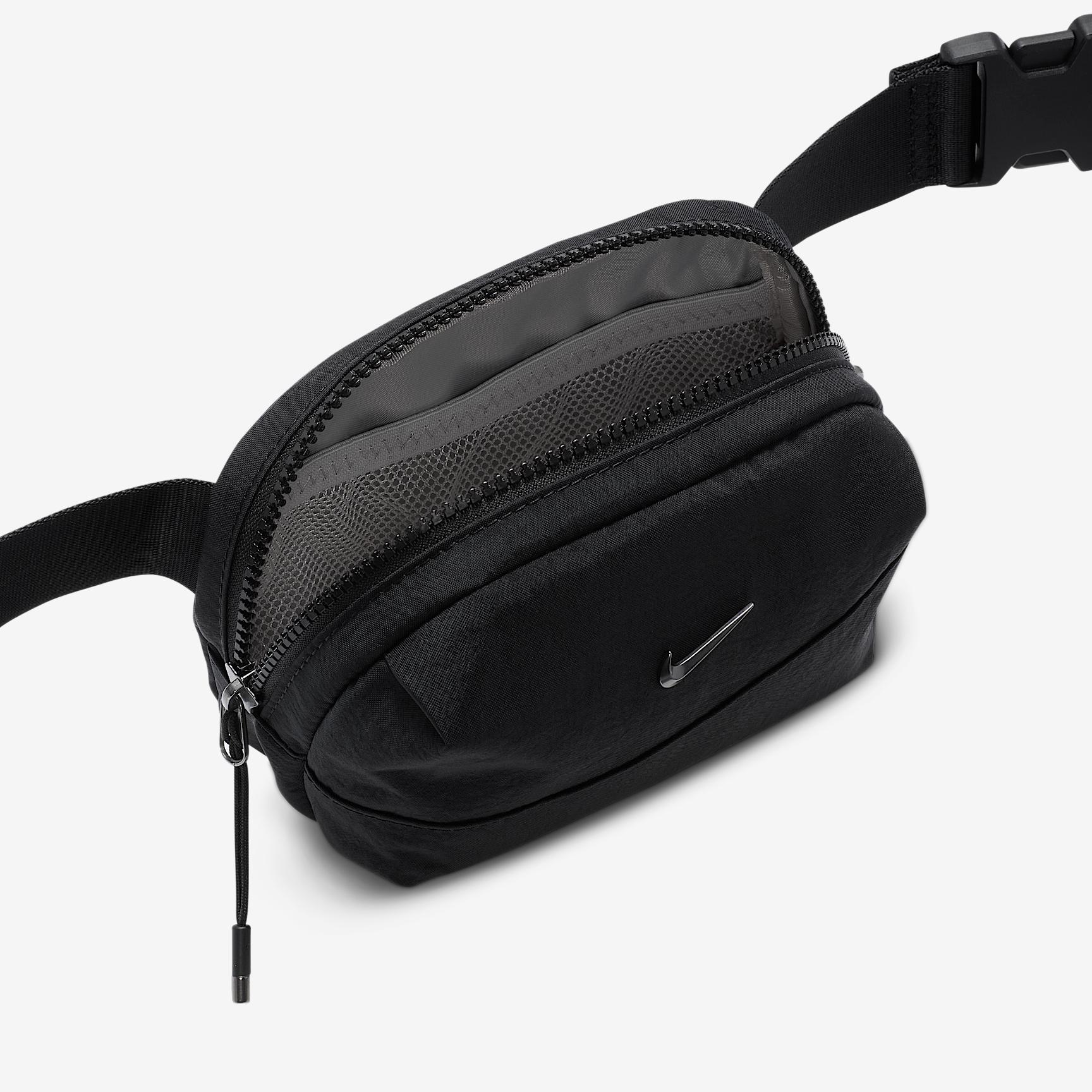 Nike Aura Crossbody Bag (2L) Product Image