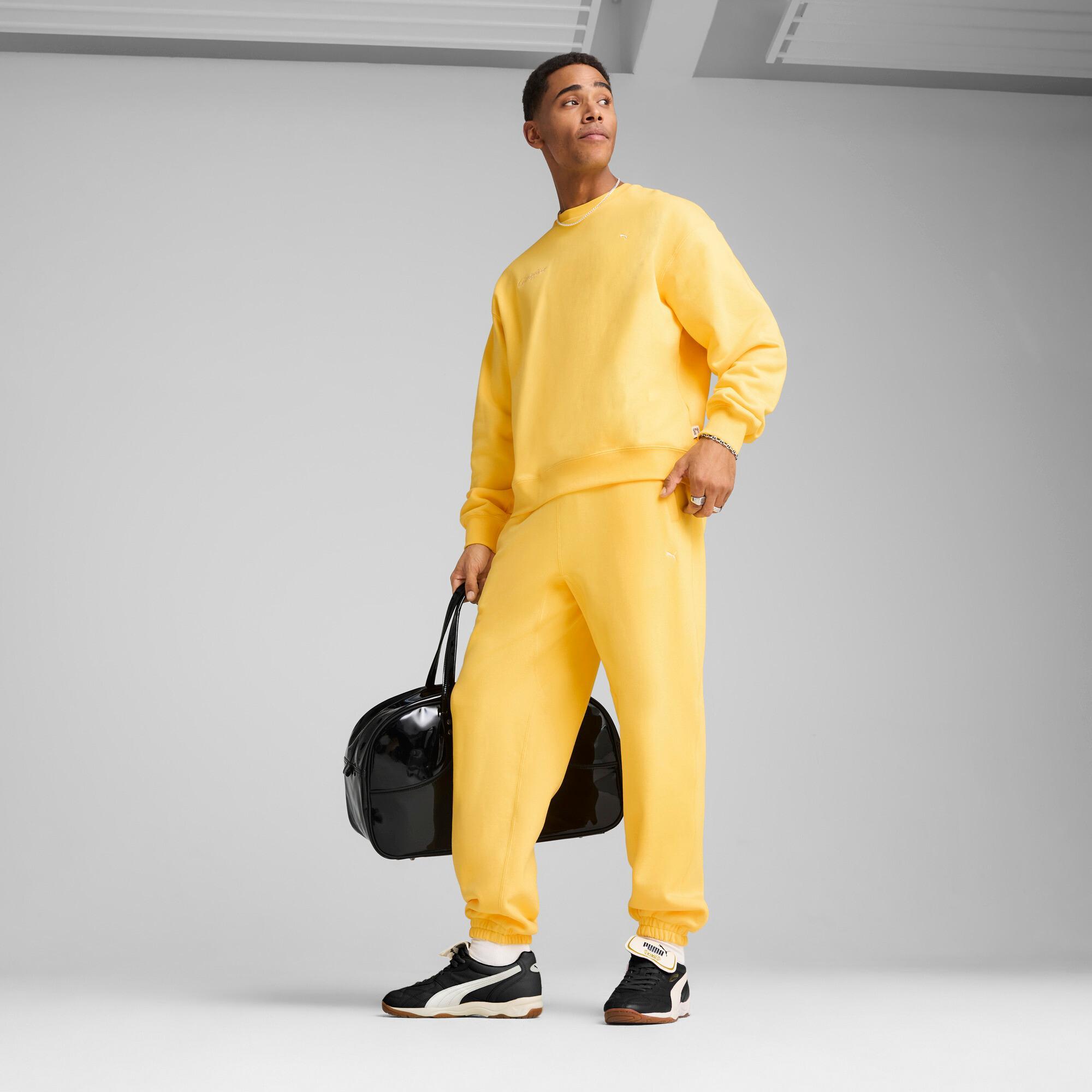 MMQ Men's Graphic Crew Product Image