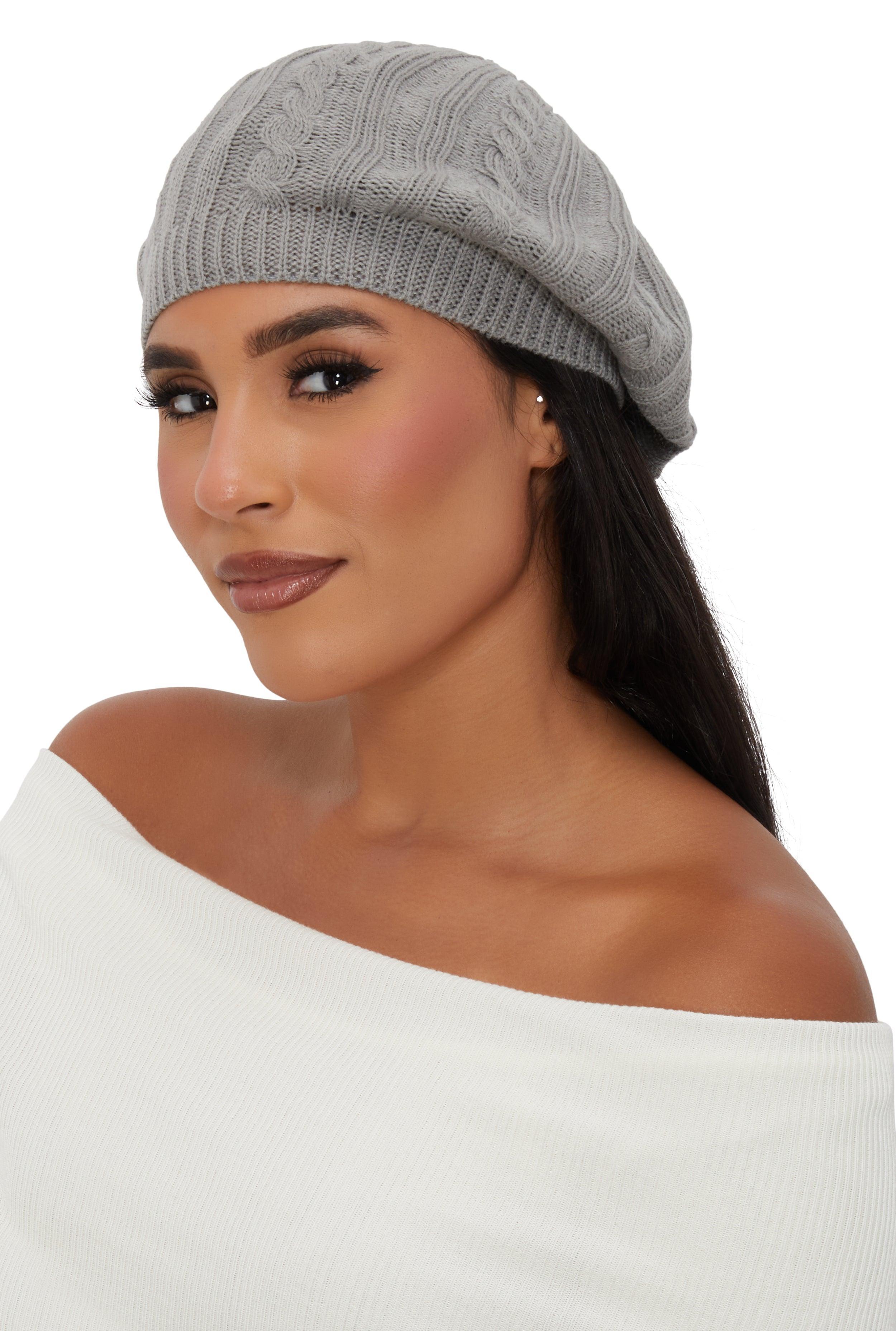 Womens Solid Cable Knit Beret Product Image