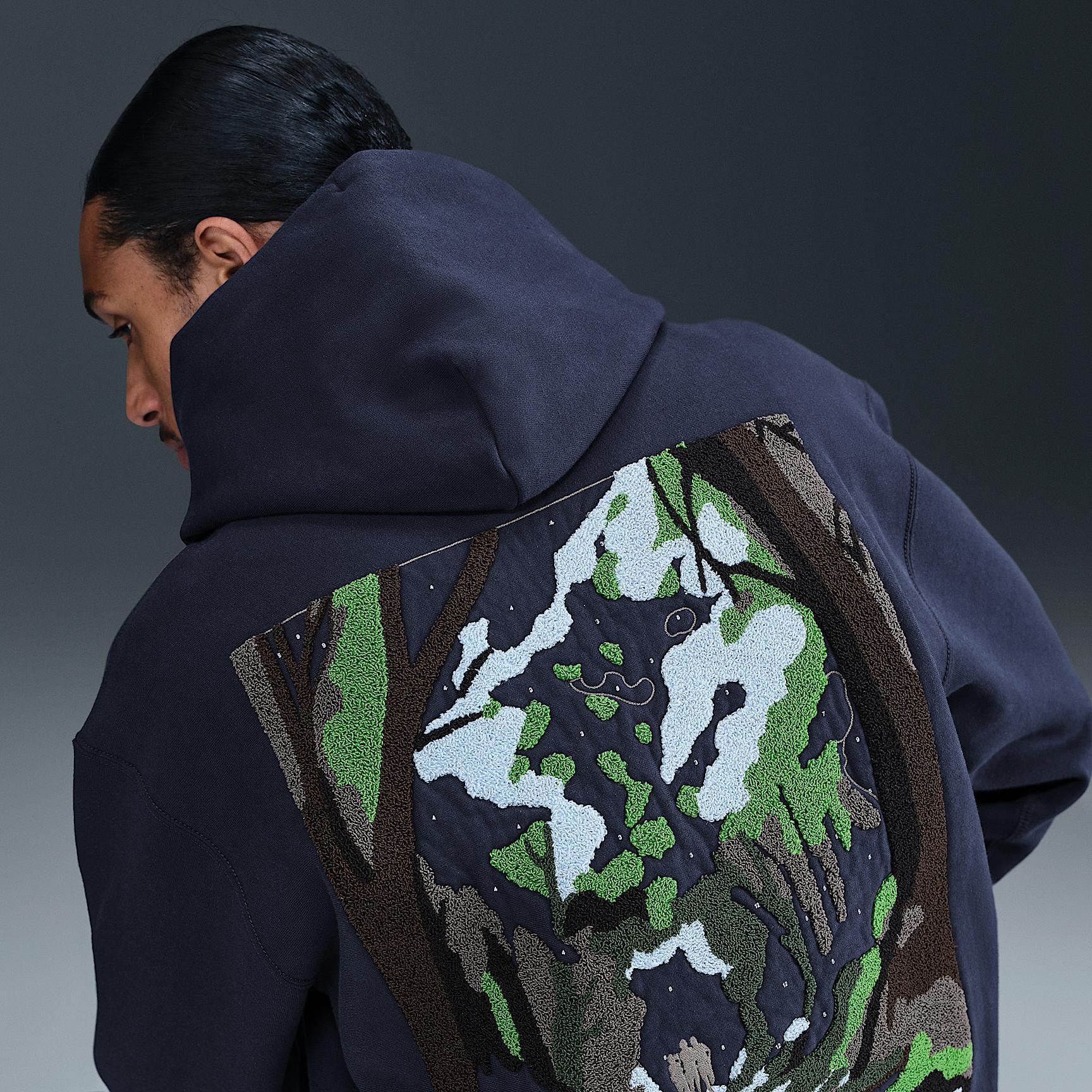 Nike Men's Solo Swoosh Pullover Hoodie Product Image