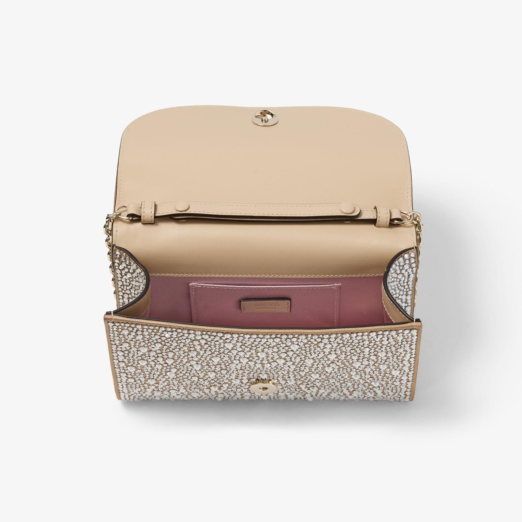 Curve Clutch Product Image
