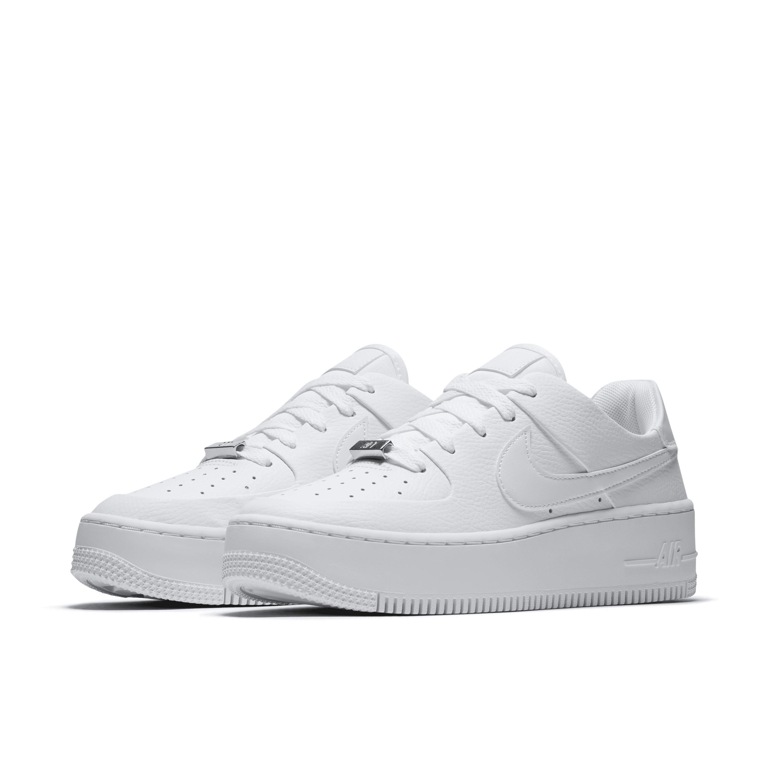 Nike Women's Air Force 1 Sage Low Shoes Product Image