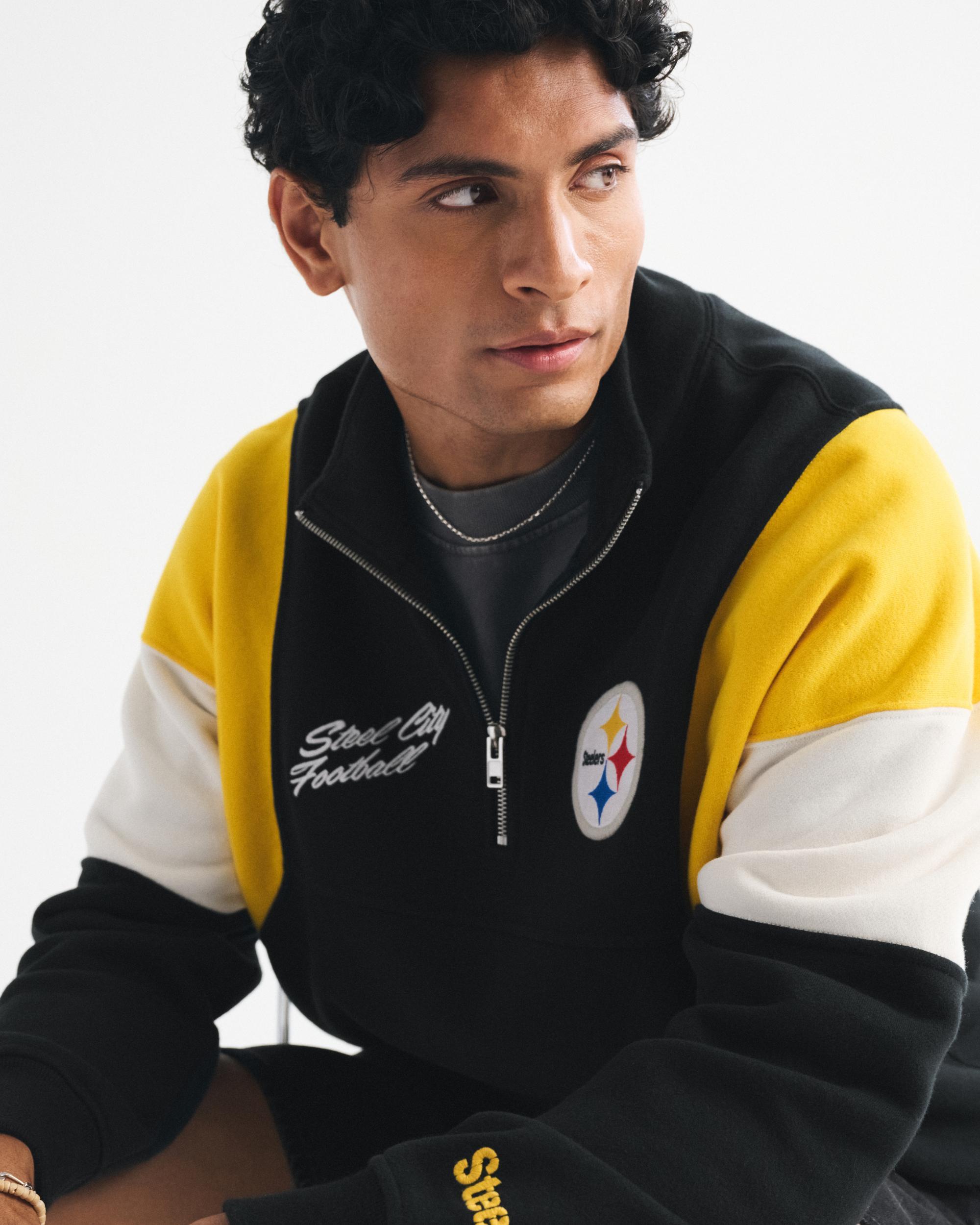 Dallas Cowboys Half-Zip Sweatshirt Product Image