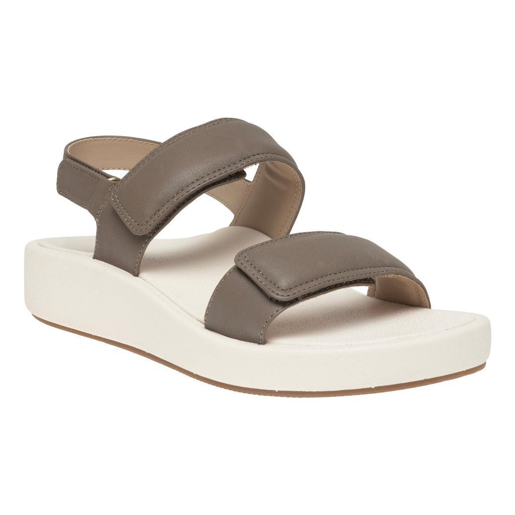 Paseo Sandal Product Image