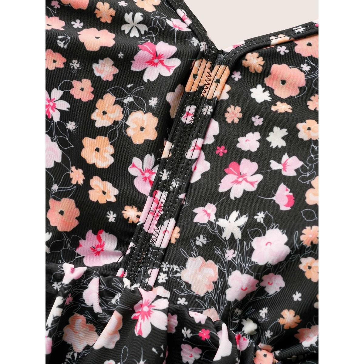 Plus Size Ditsy Floral Patchwork Ruffle Trim One Piece Swimsuit Women's Swimwear Black Beach Gathered Curve Bathing Suits High stretch One Pieces BloomChic 22-24/3X Product Image