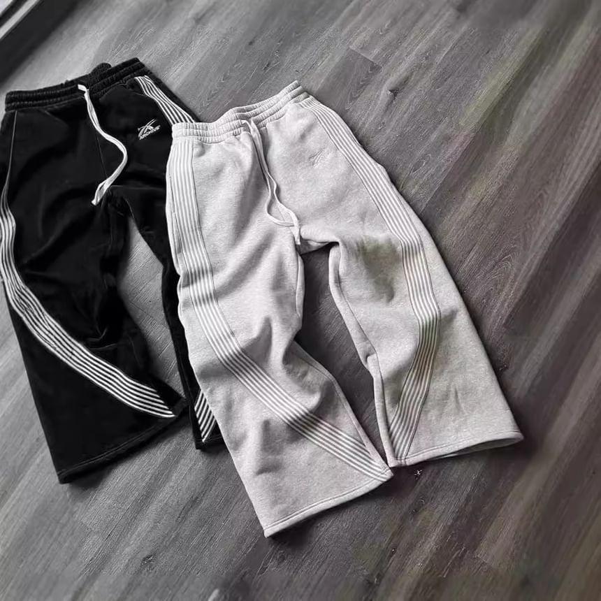 Drawstring Waist Striped Wide Leg Sweatpants Product Image