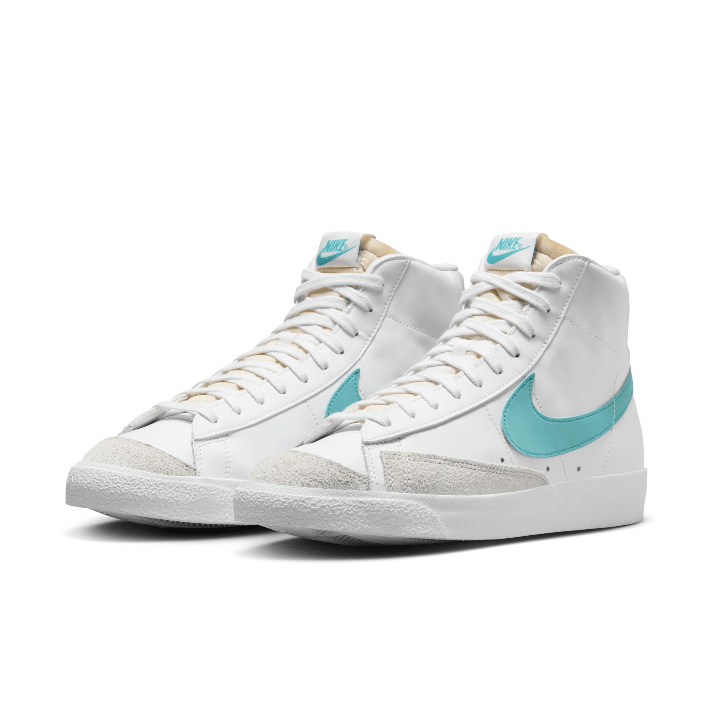 Nike Mens Blazer Mid 77 Vintage Shoes Product Image