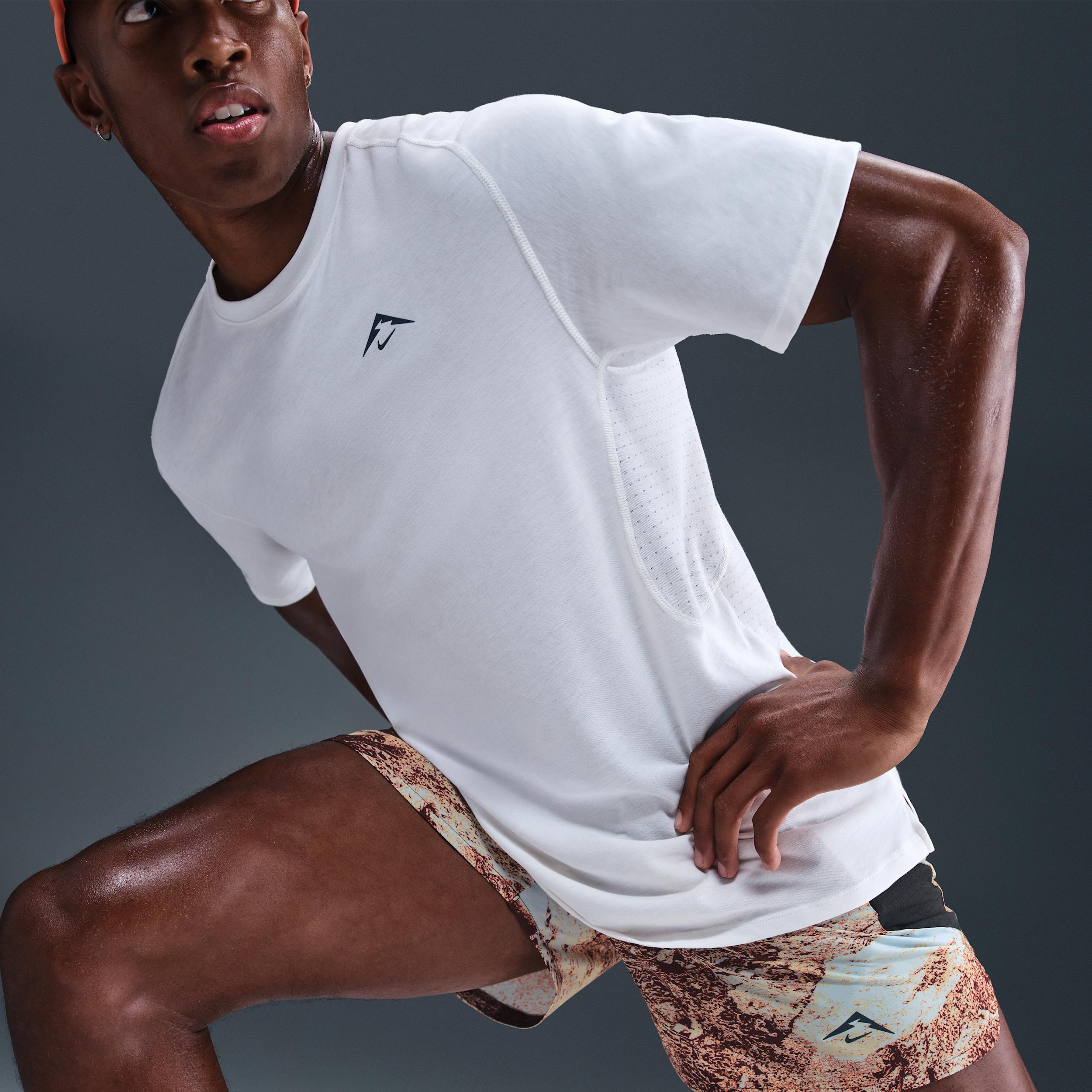 Nike Men's Trail Dri-FIT 6" Brief-Lined Running Shorts Product Image