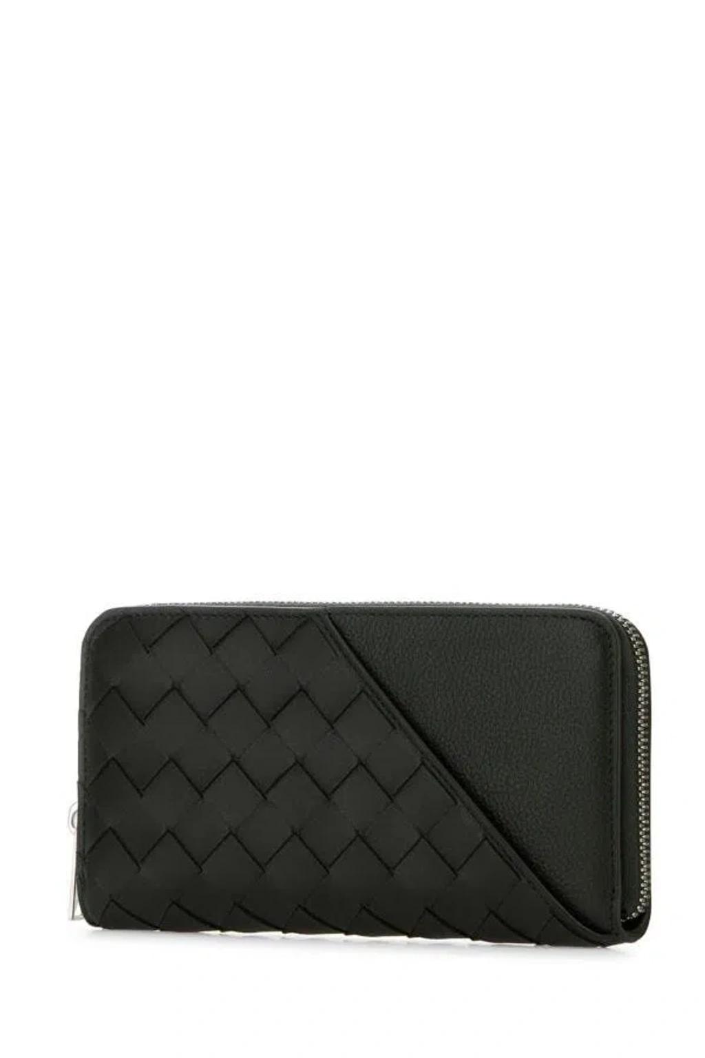BOTTEGA VENETA Men Black Leather Wallet Product Image