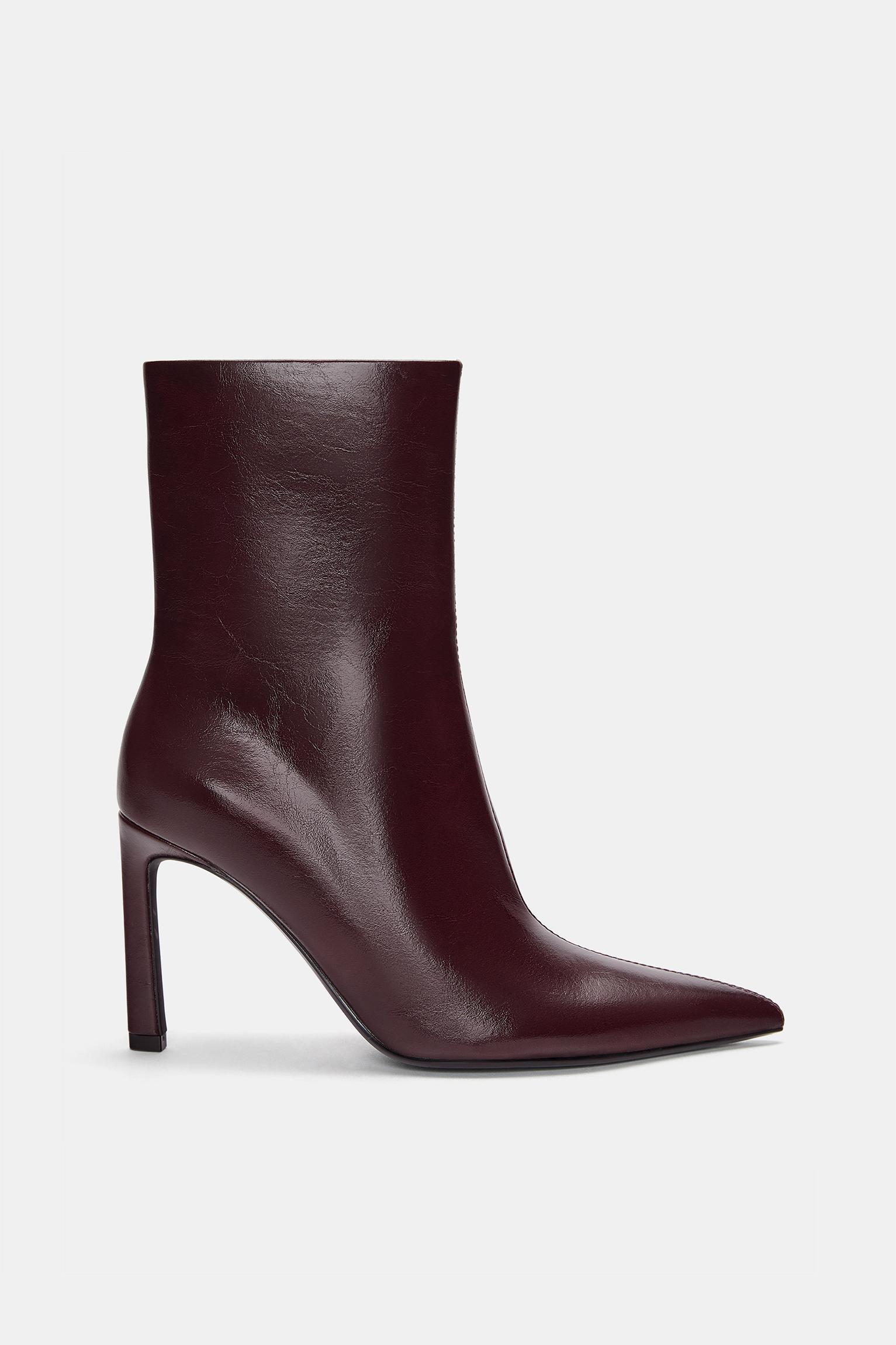 Kitten heel pointed ankle boots Product Image
