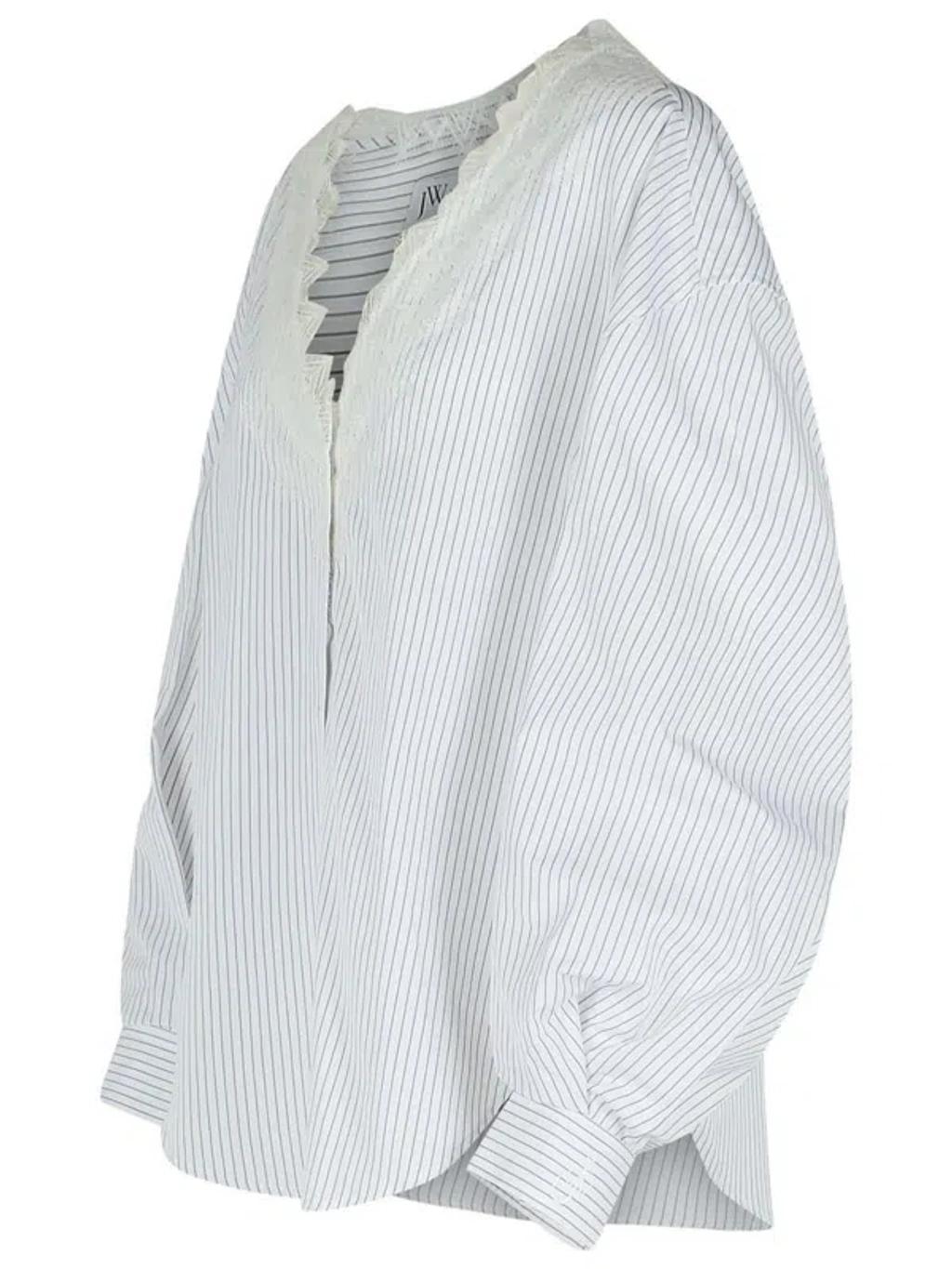 JW ANDERSON V In Grey Product Image