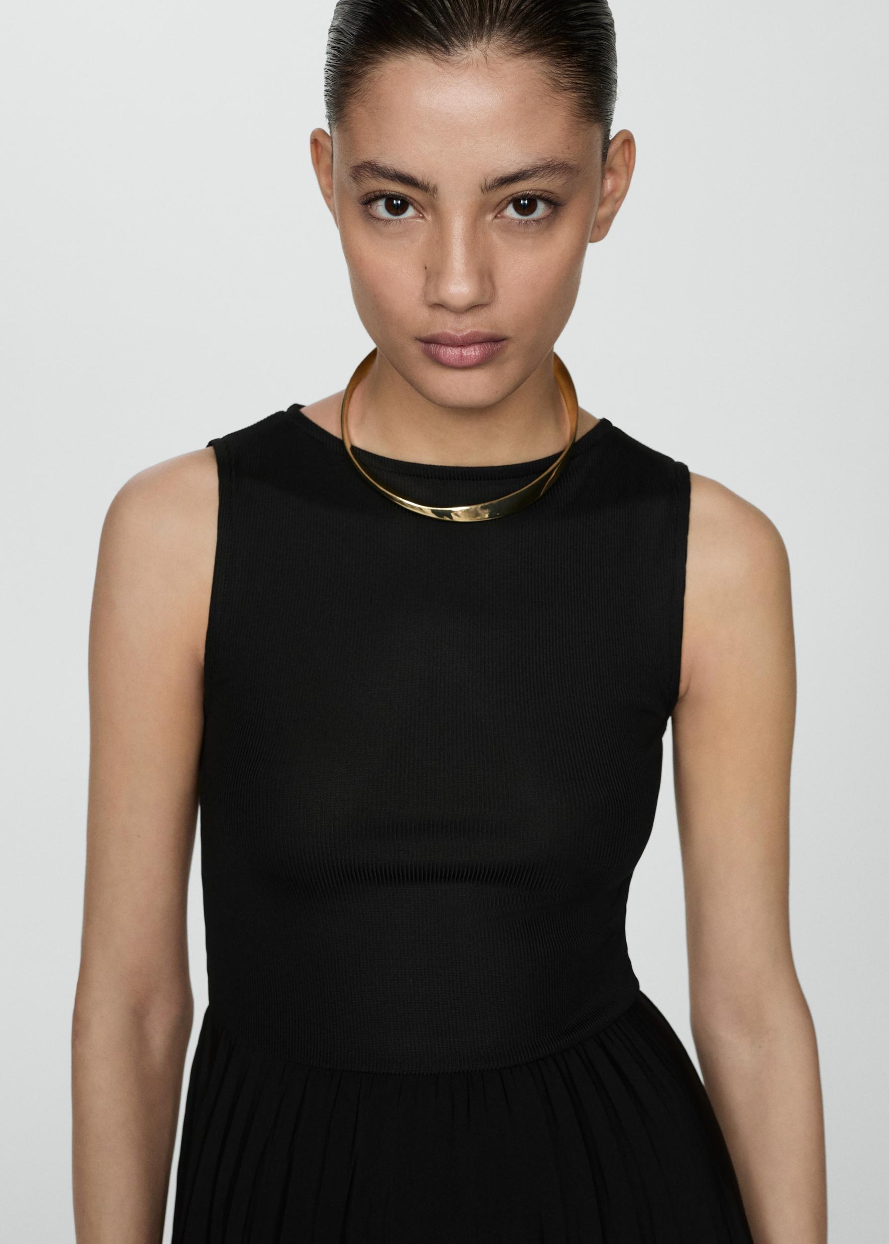 Pleated midi dress - Women | MANGO USA Product Image