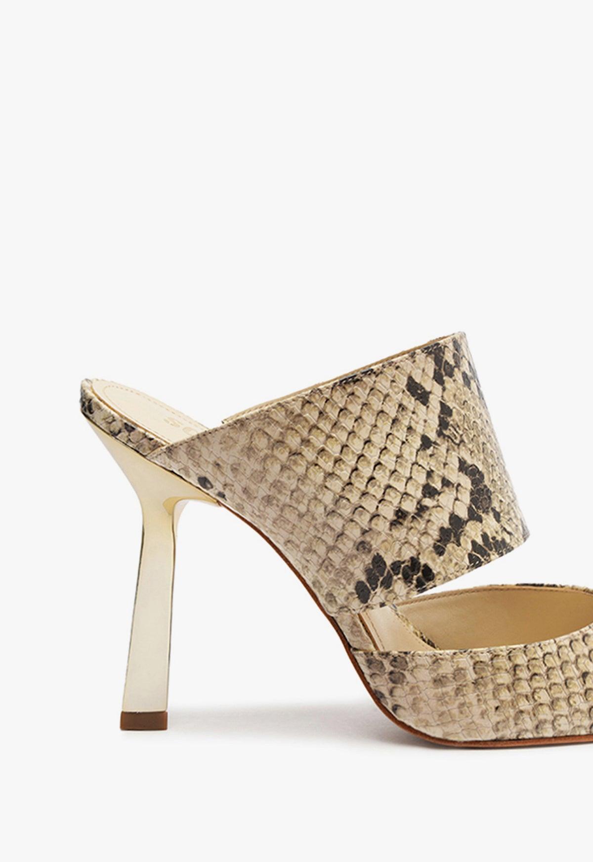 Ciara Pump Product Image