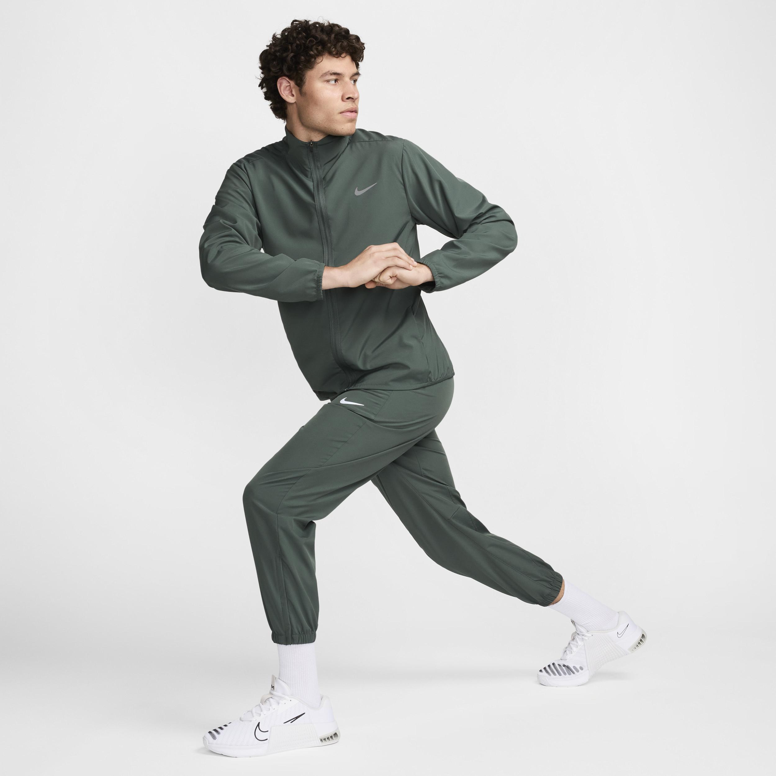 Nike Form Men's Dri-FIT Versatile Jacket Product Image