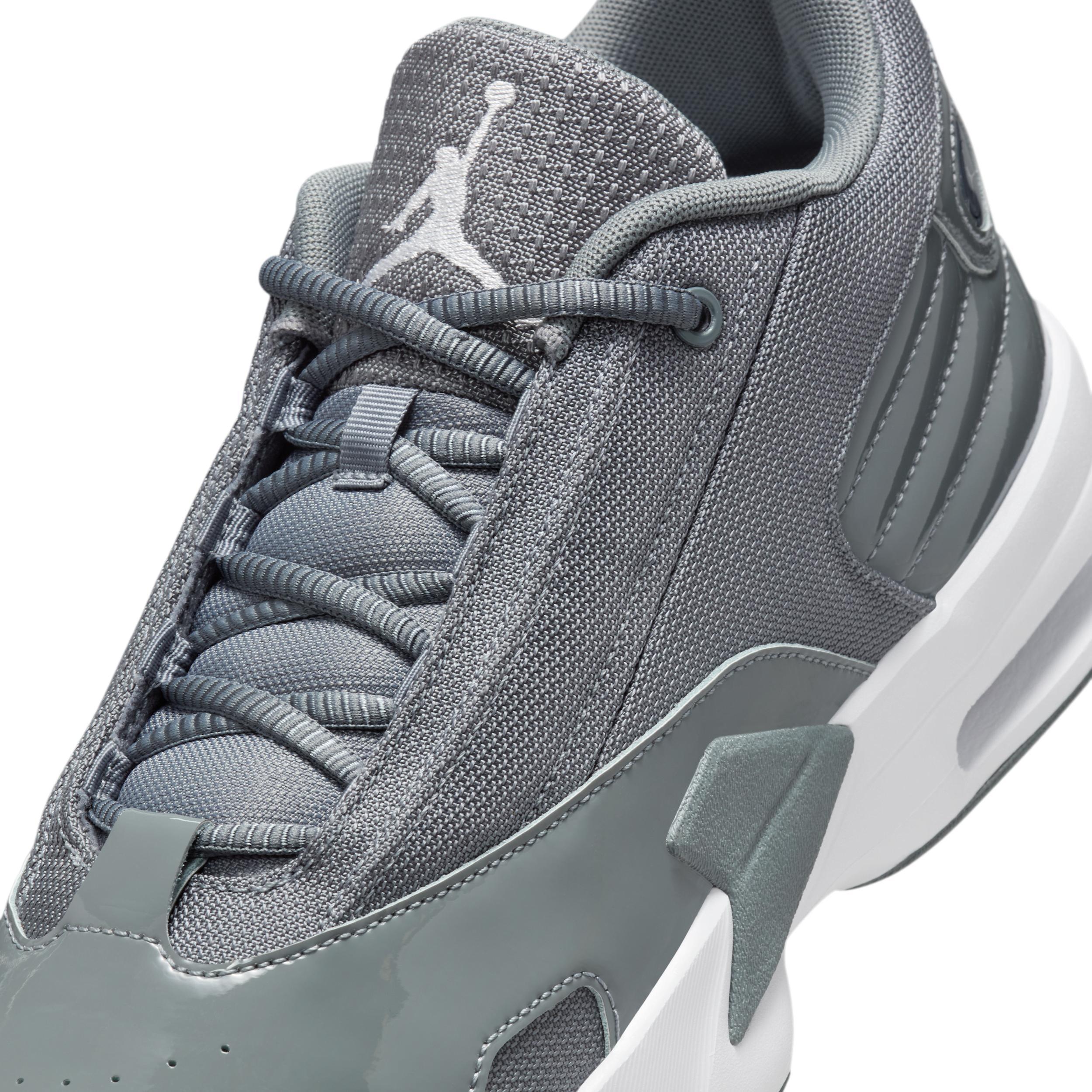 Jordan Mens Max Aura 6 Basketball Shoes Product Image