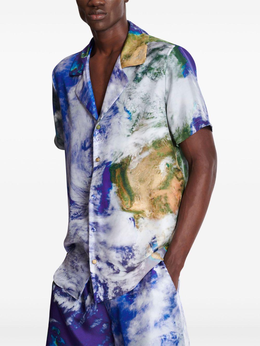 Earth-print shirt  Product Image