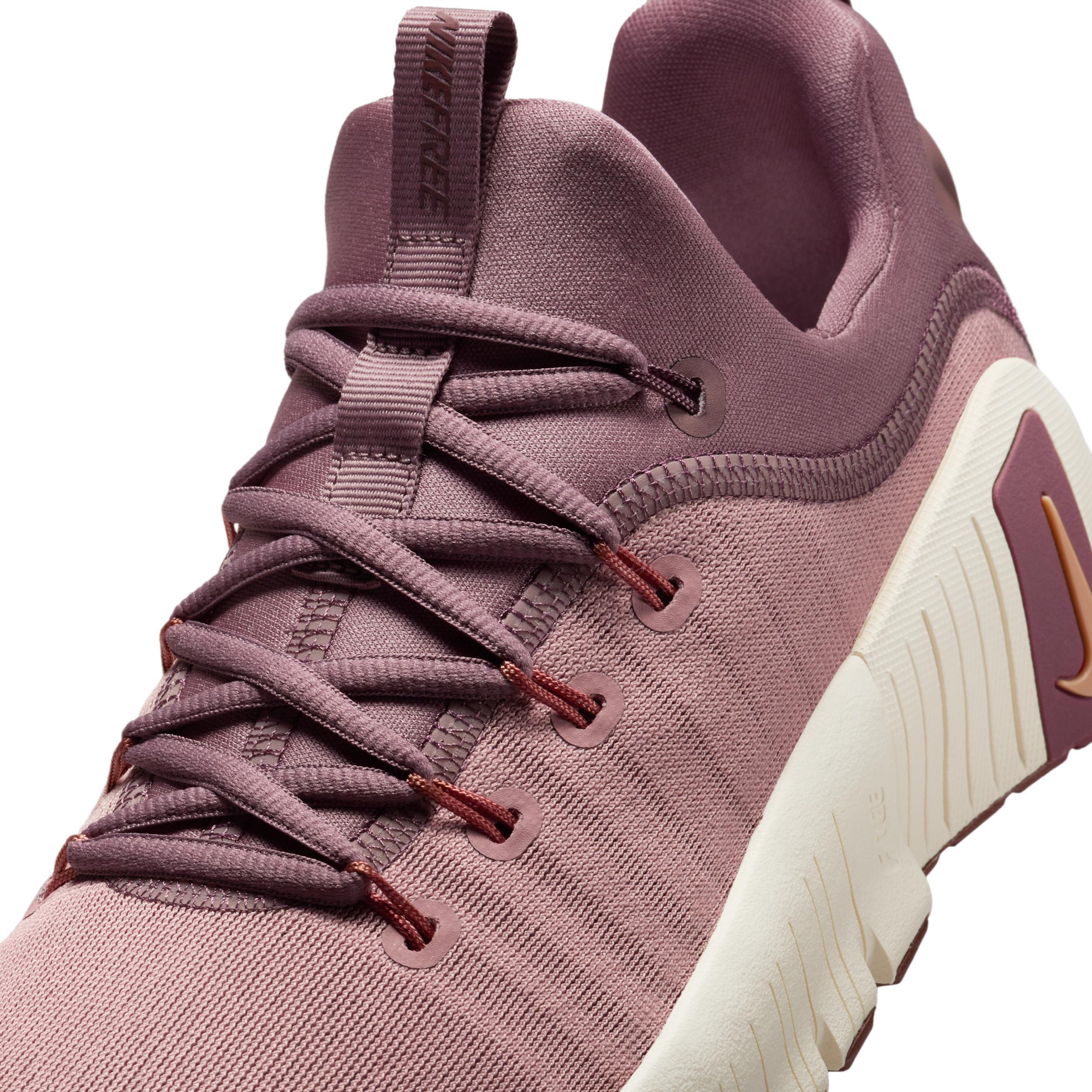 Nike Women's Free Metcon 6 Workout Shoes Product Image