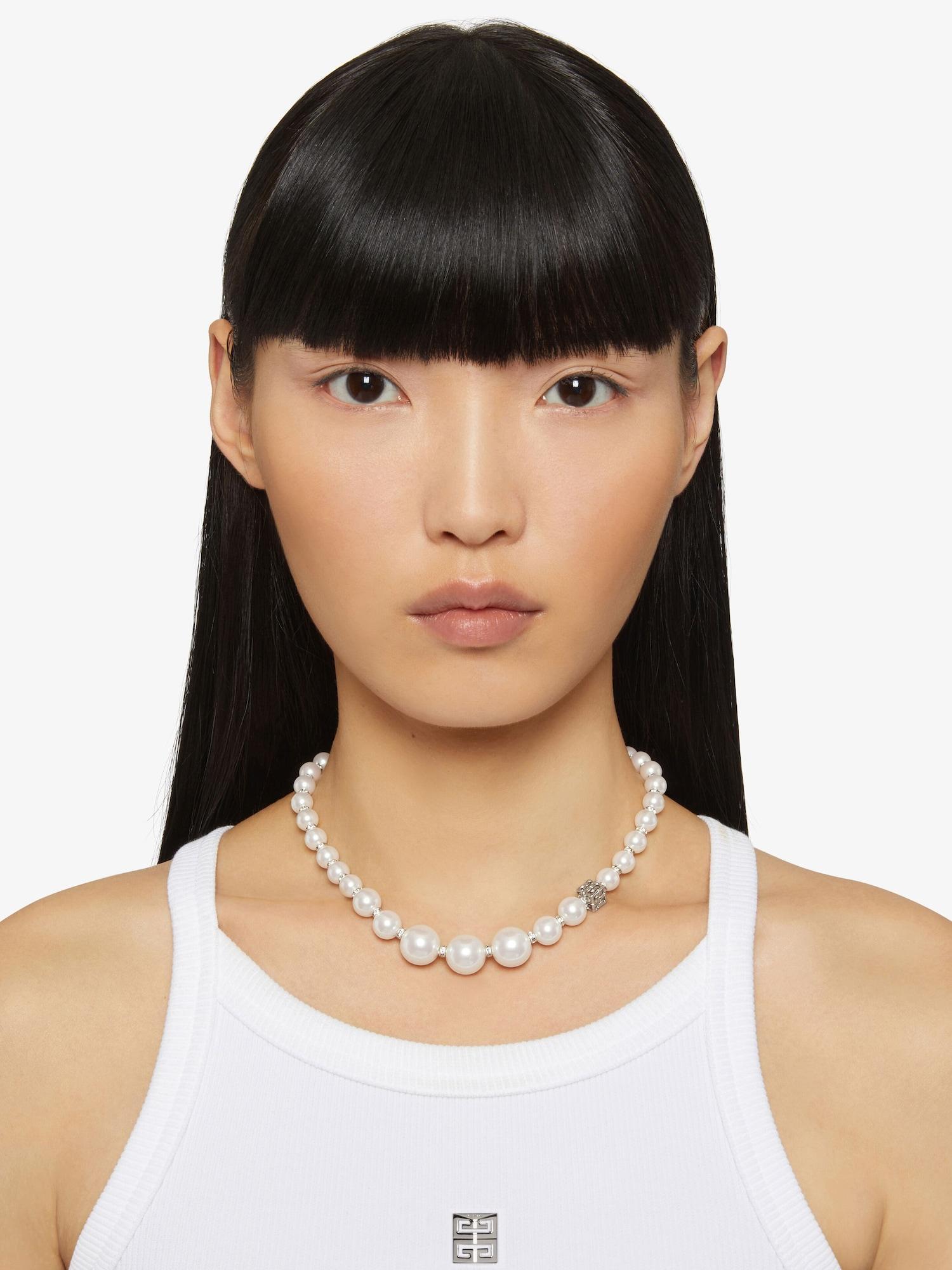 Pearl necklace in metal with crystals Product Image
