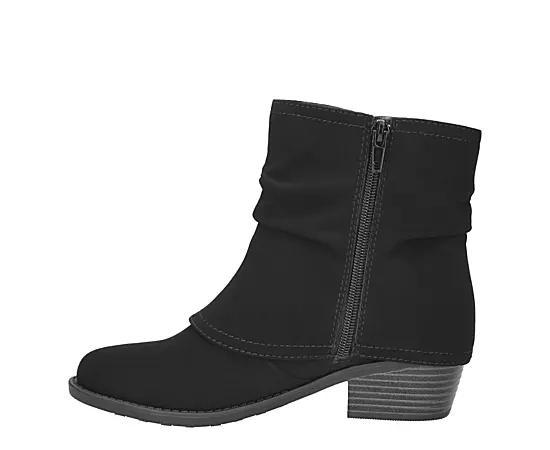 Easy Street Kudos Women's Block Heel Ankle Boots, Size: 6.5 Wide Product Image