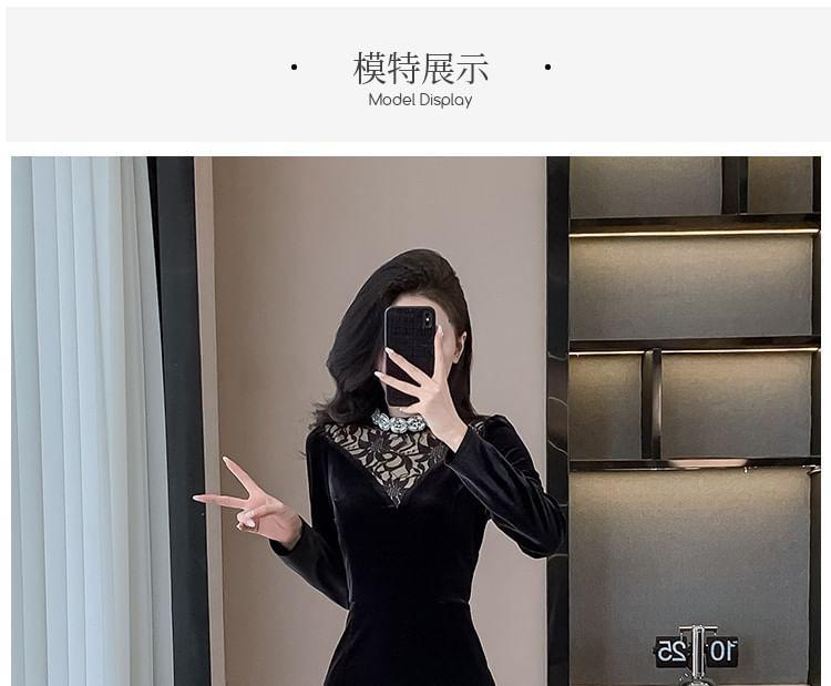 Long Sleeve Mock Neck Plain Lace Panel Velvet Mermaid  Midi Dress Product Image