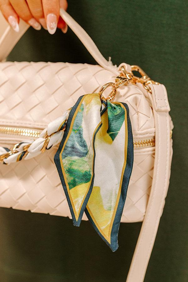 Gold Phone/Purse Chain with a White Product Image