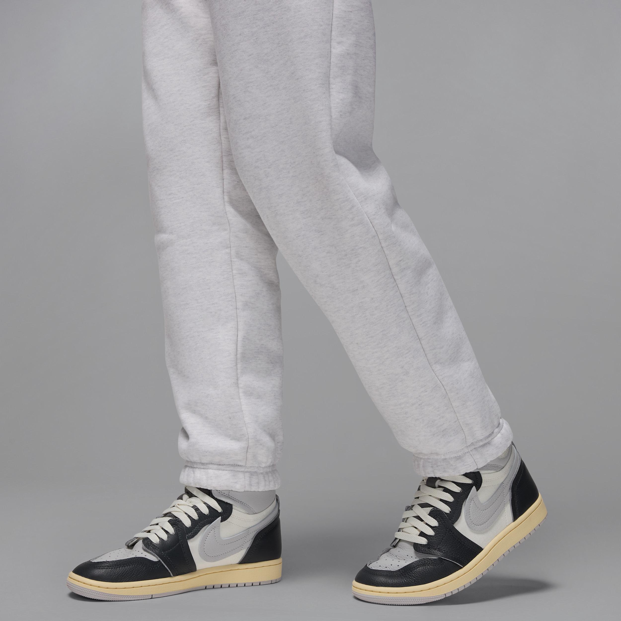 Women's Jordan Flight Fleece Pants Product Image