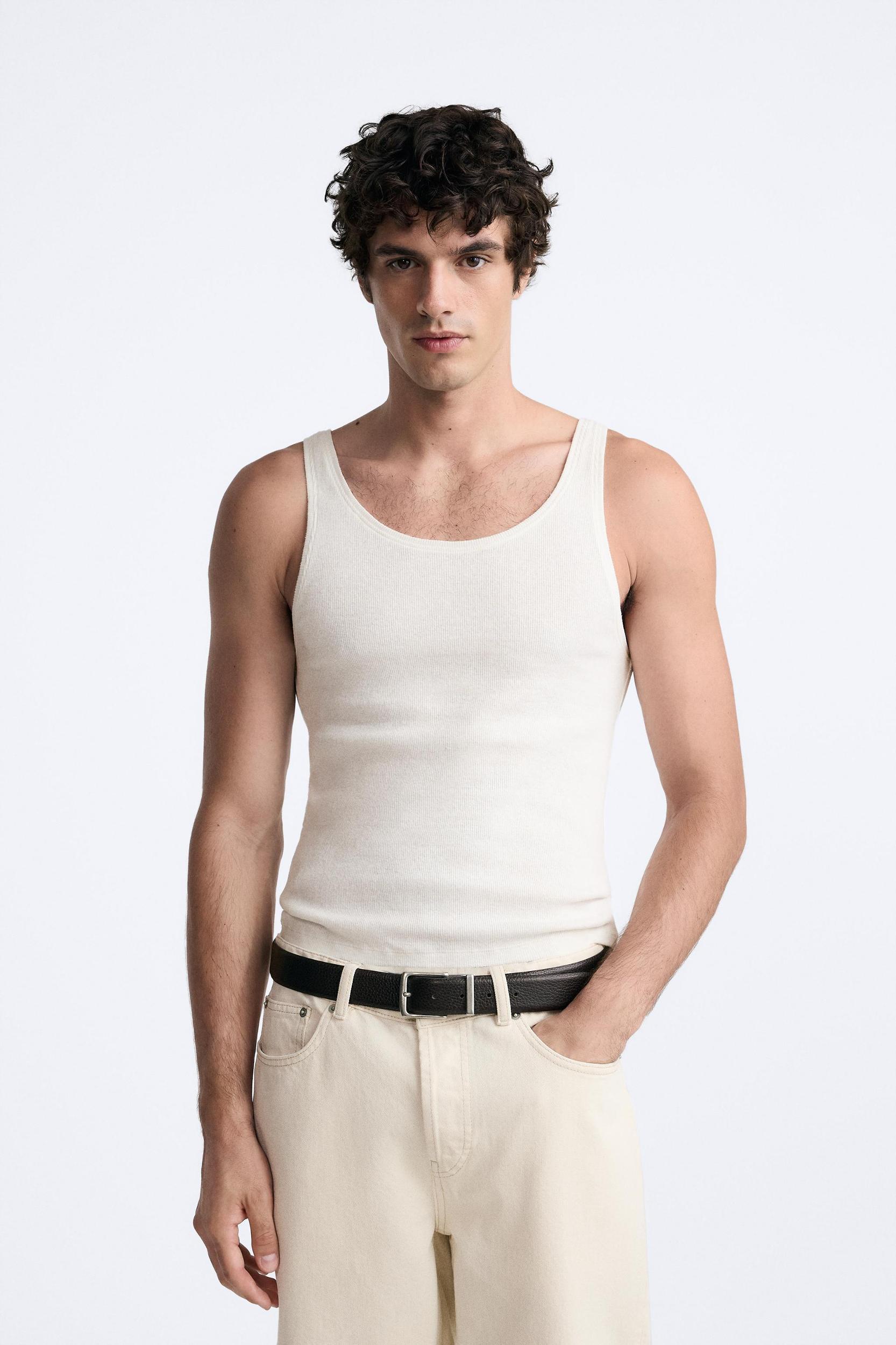 TANK TOP Product Image