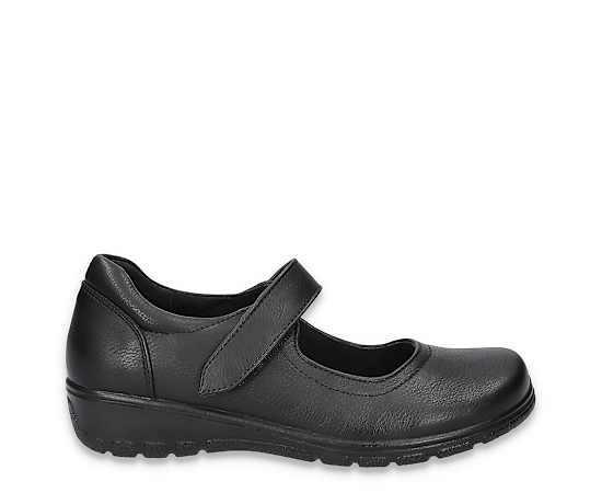 Easy Street Womens Archer Loafer Product Image