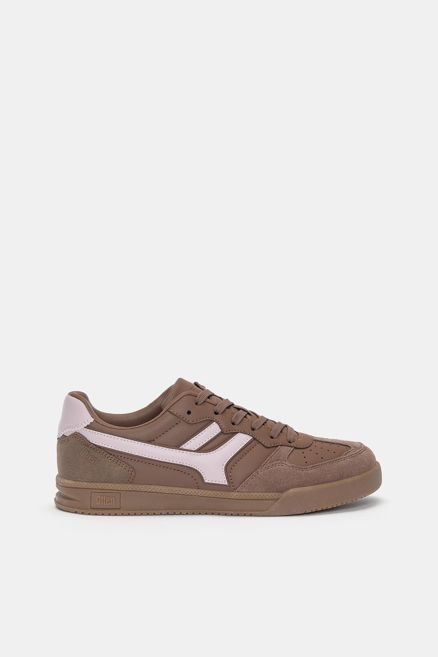 Retro sneakers Product Image
