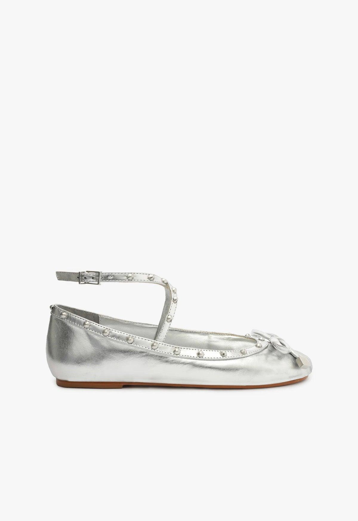 Larissa Metallic Leather Flat Product Image
