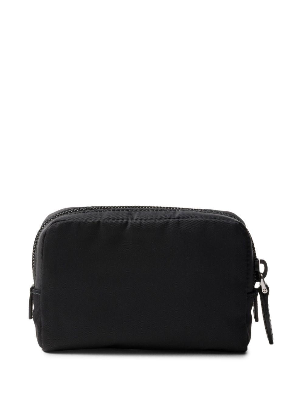 logo-triangle make-up bag Product Image