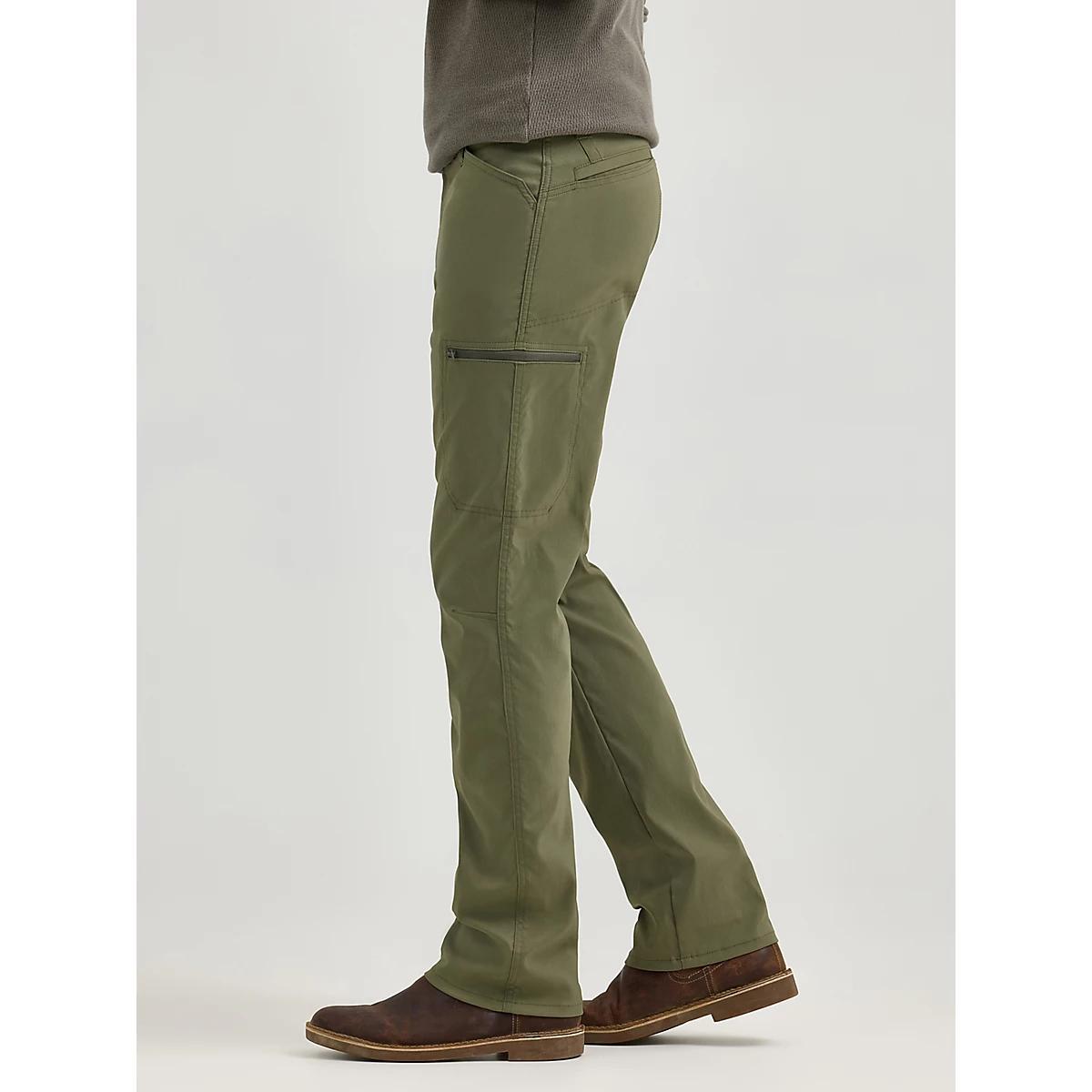 Men's Wrangler® Flex Waist Outdoor Cargo Pant in Kangaroo Product Image