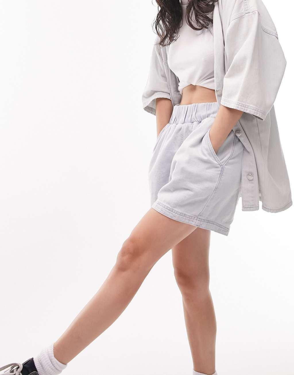 Topshop pull-on cotton blend denim shorts Product Image