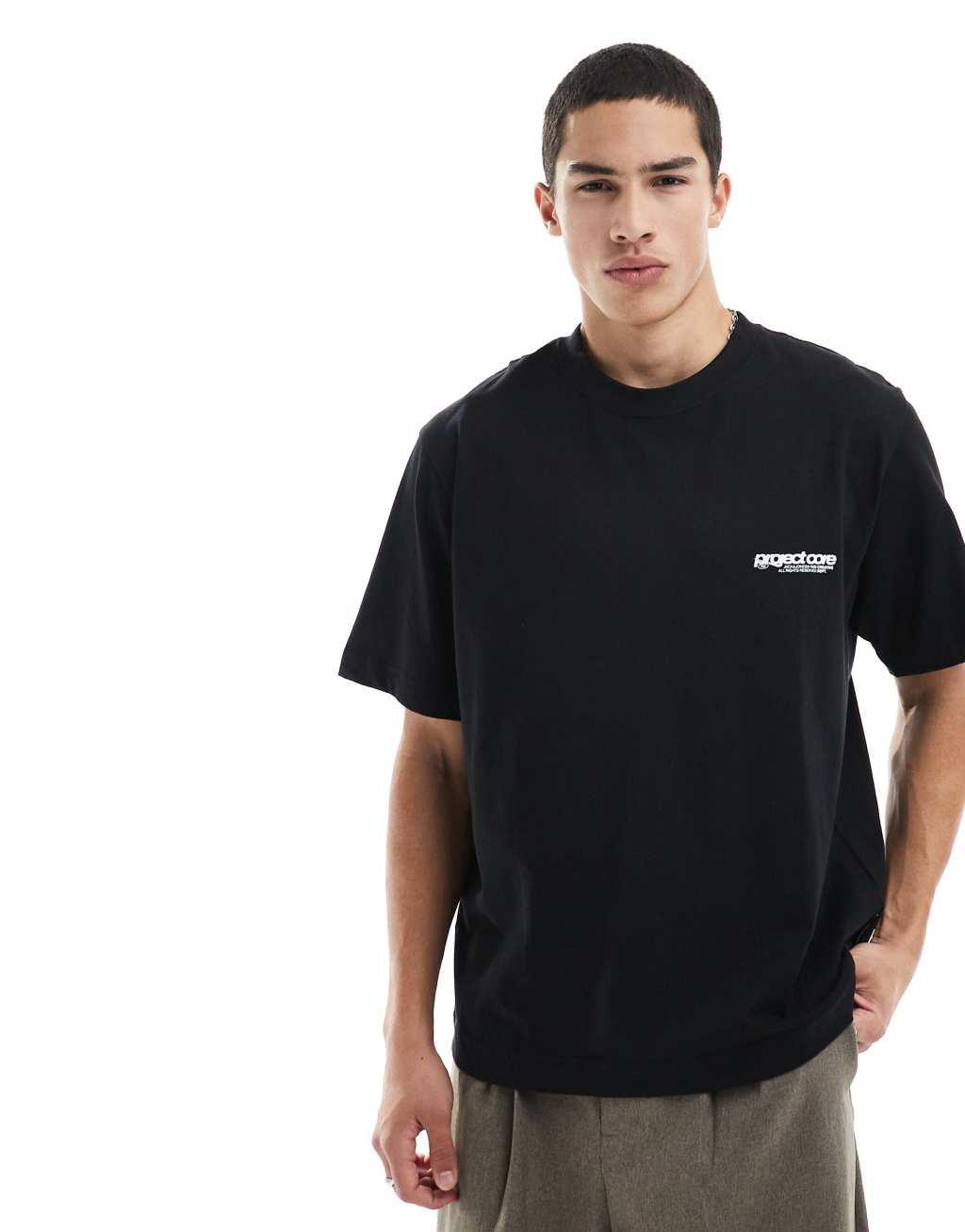 Jack & Jones oversized T-shirt with text backprint in black Product Image