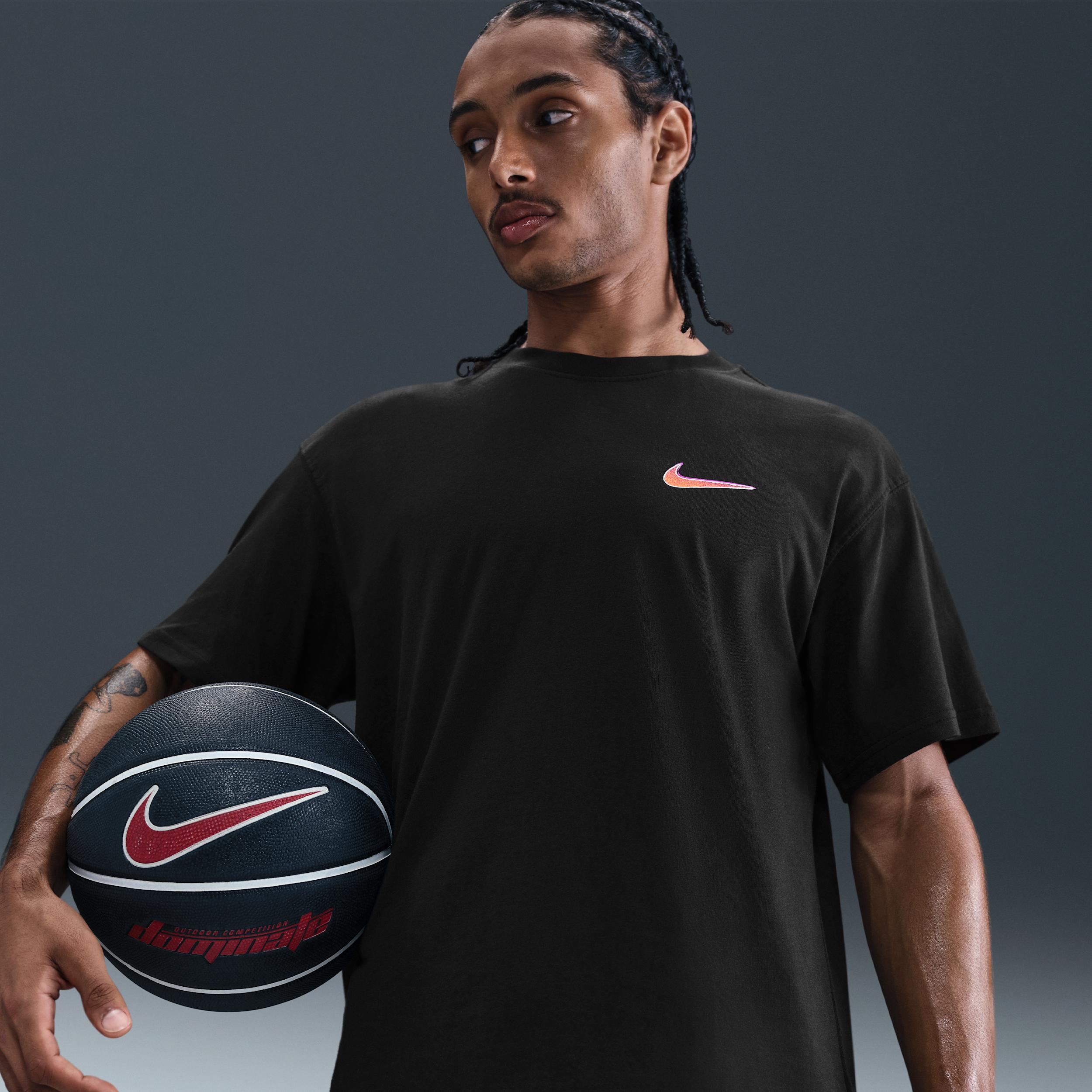 Nike Men's Max90 T-Shirt Product Image
