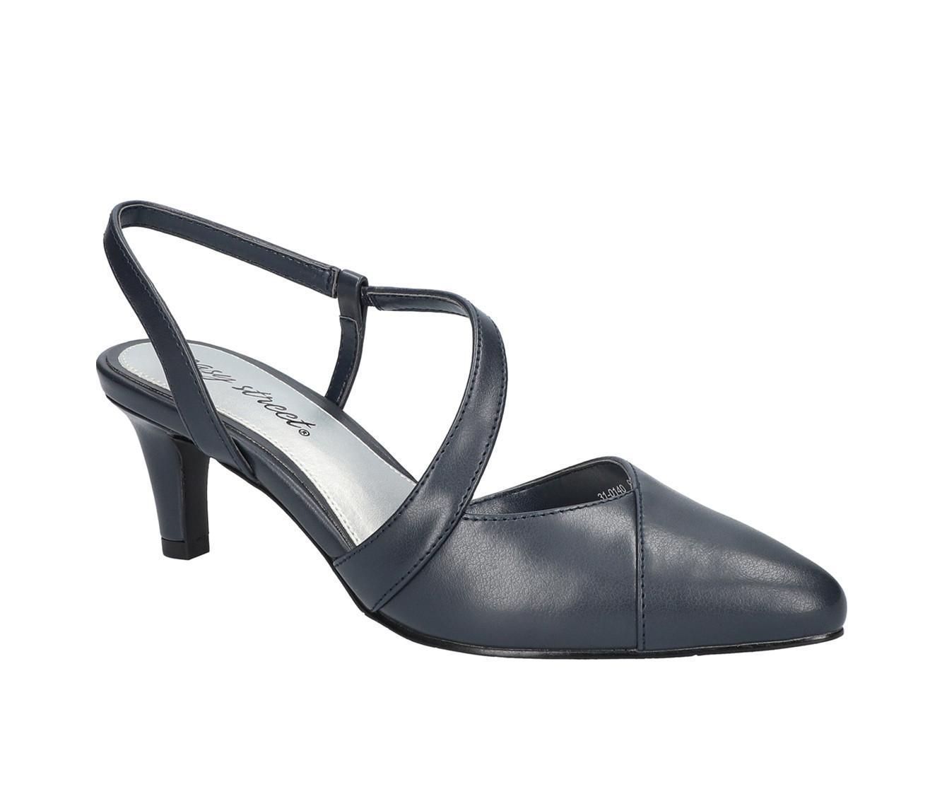 Women's Easy Street Emerald Pumps Product Image