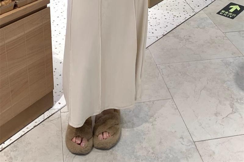 Long-Sleeve V-Neck Plain Ruched Midi A-Line Dress Product Image