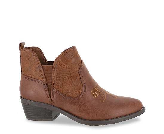 Easy Street Womens Legend Bootie Product Image