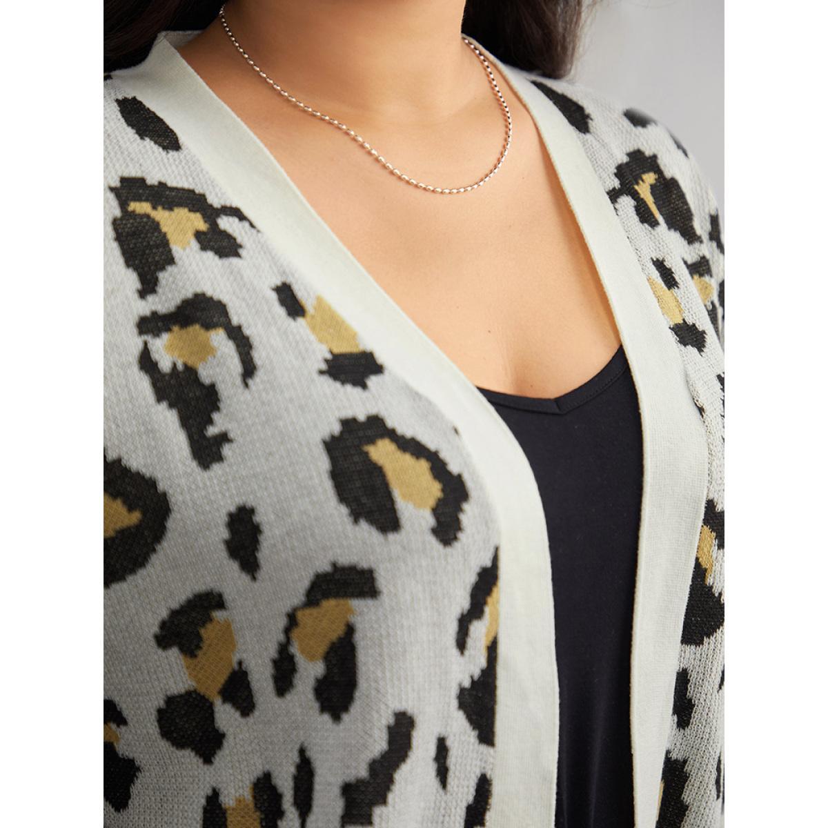 Plus Size Leopard Print Elastic Cuffs Cardigan Leopard Women Casual Loose Long Sleeve Dailywear Cardigans BloomChic 26/4X Product Image