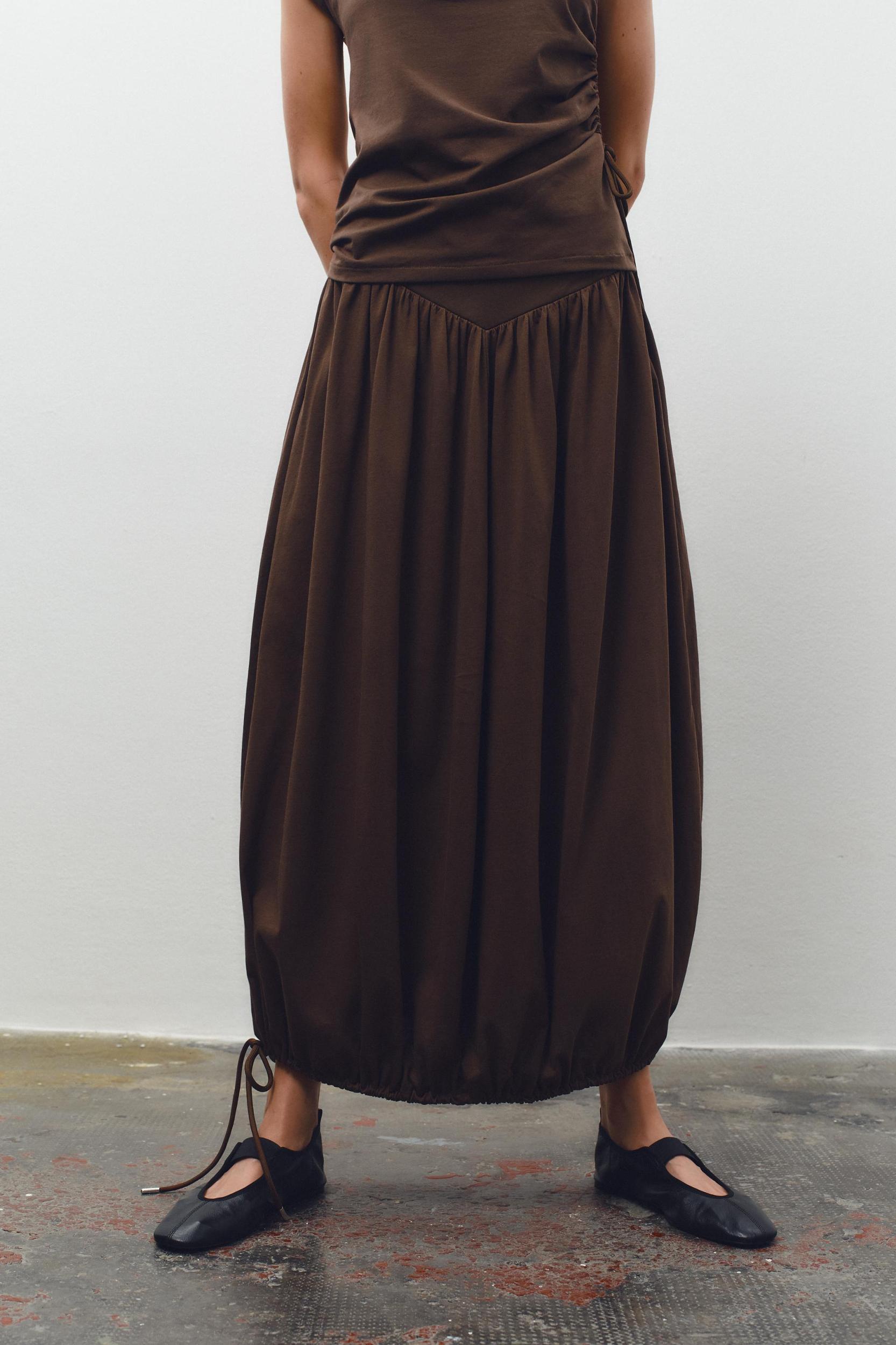 BALLOON MIDI SKIRT Product Image