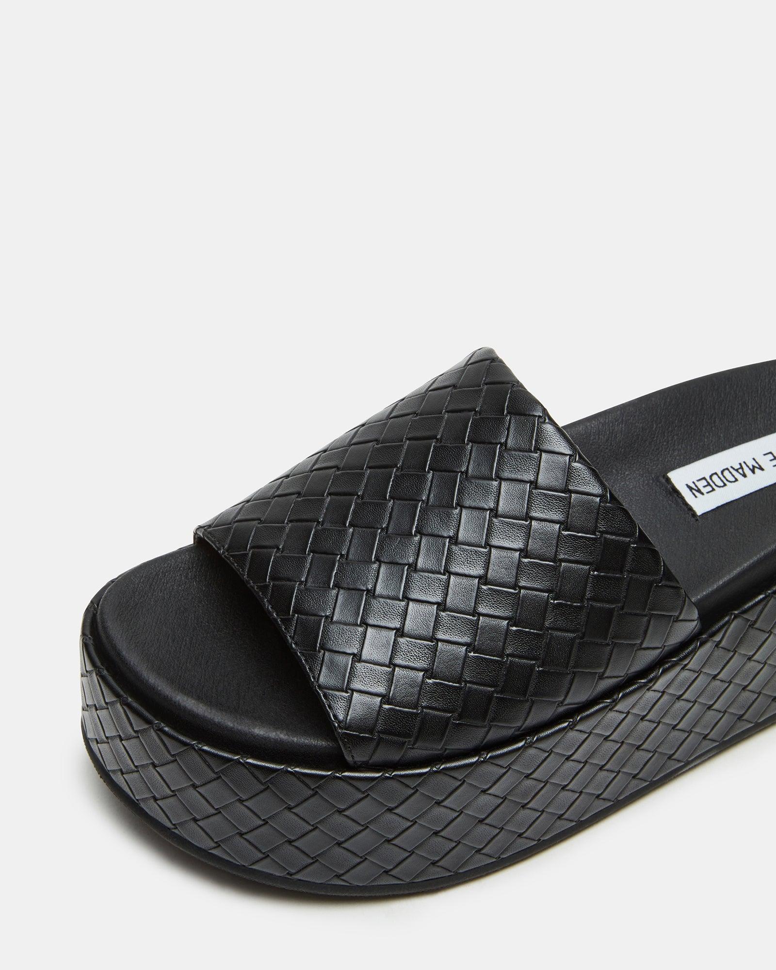 PLAYA BLACK Female Product Image