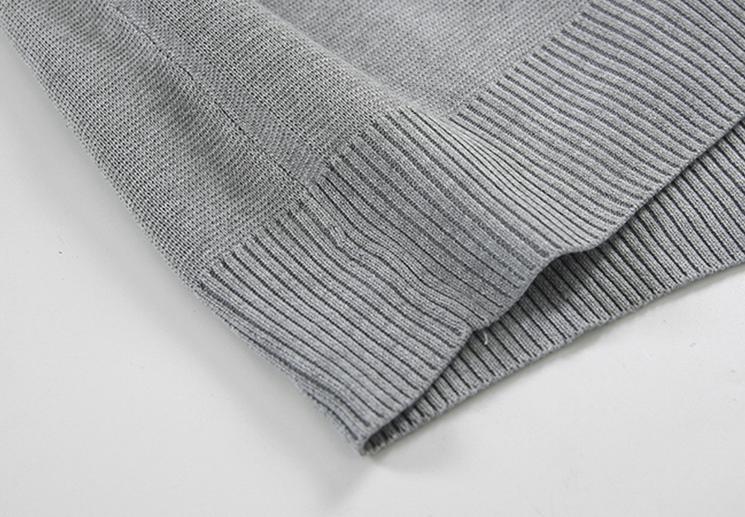 RT No. 2803 GRAY KNITTED CARDIGAN Product Image
