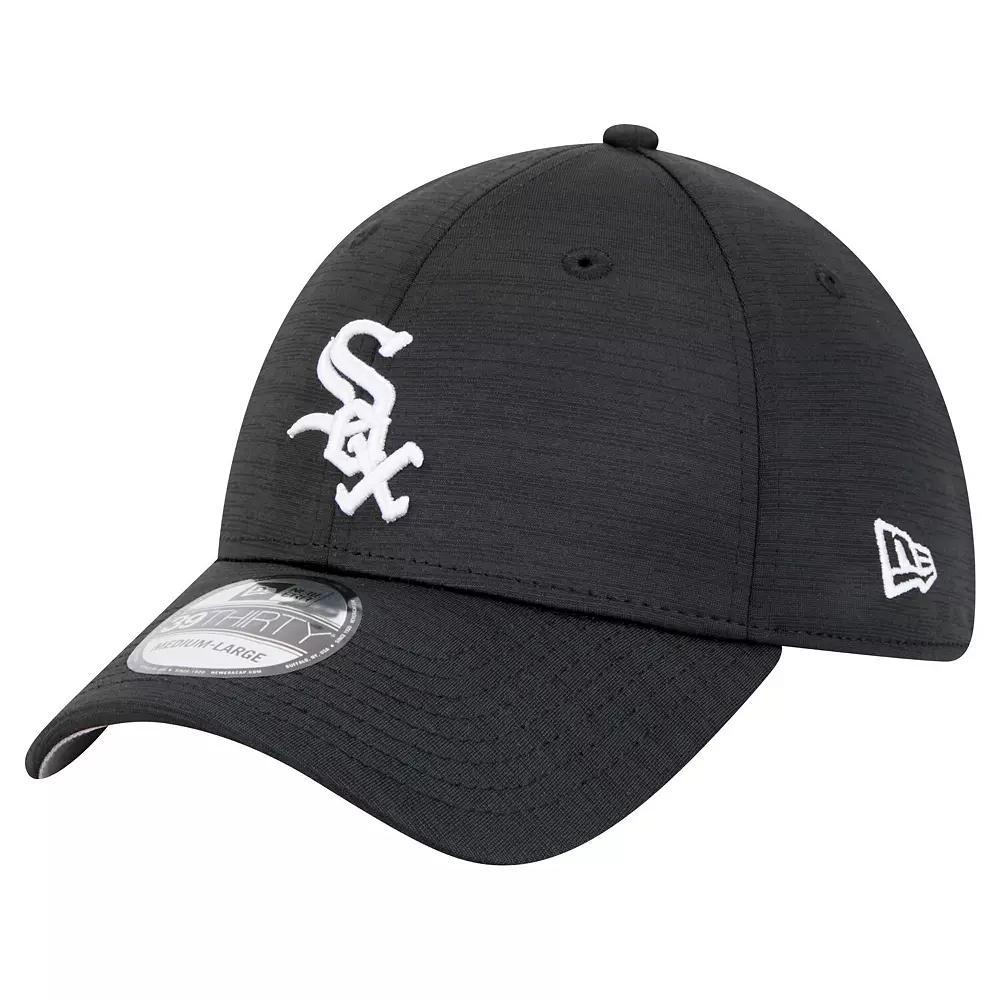 Men's New Era Black Chicago White Sox Tech 39THIRTY Flex Hat, Size: Medium/Large Product Image