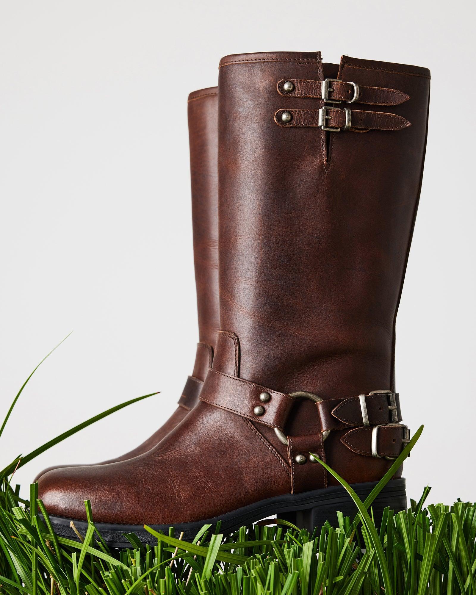 ASTOR BROWN LEATHER - SM REBOOTED Female Product Image