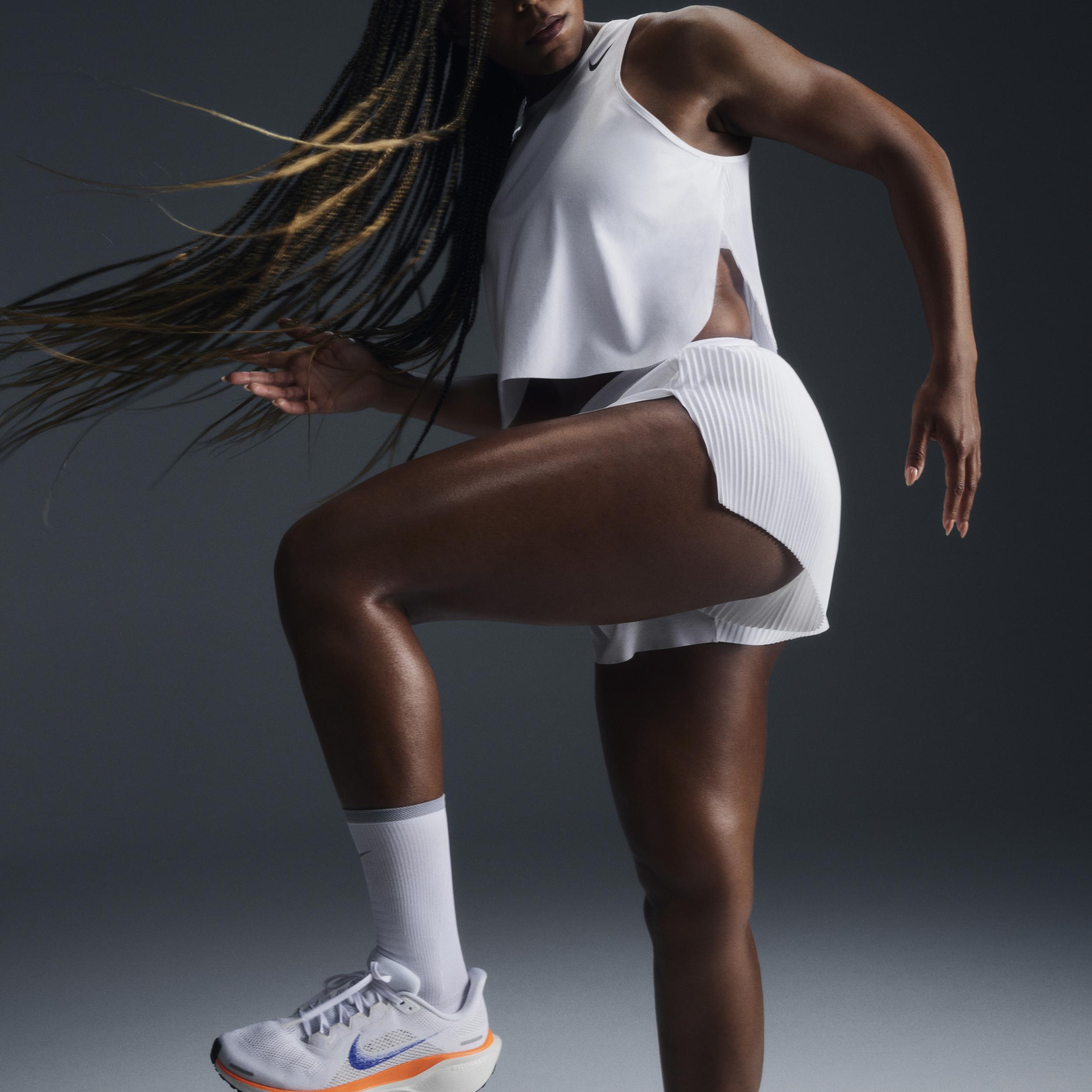 Nike Women's AeroSwift Dri-FIT ADV Cropped Running Tank Top Product Image