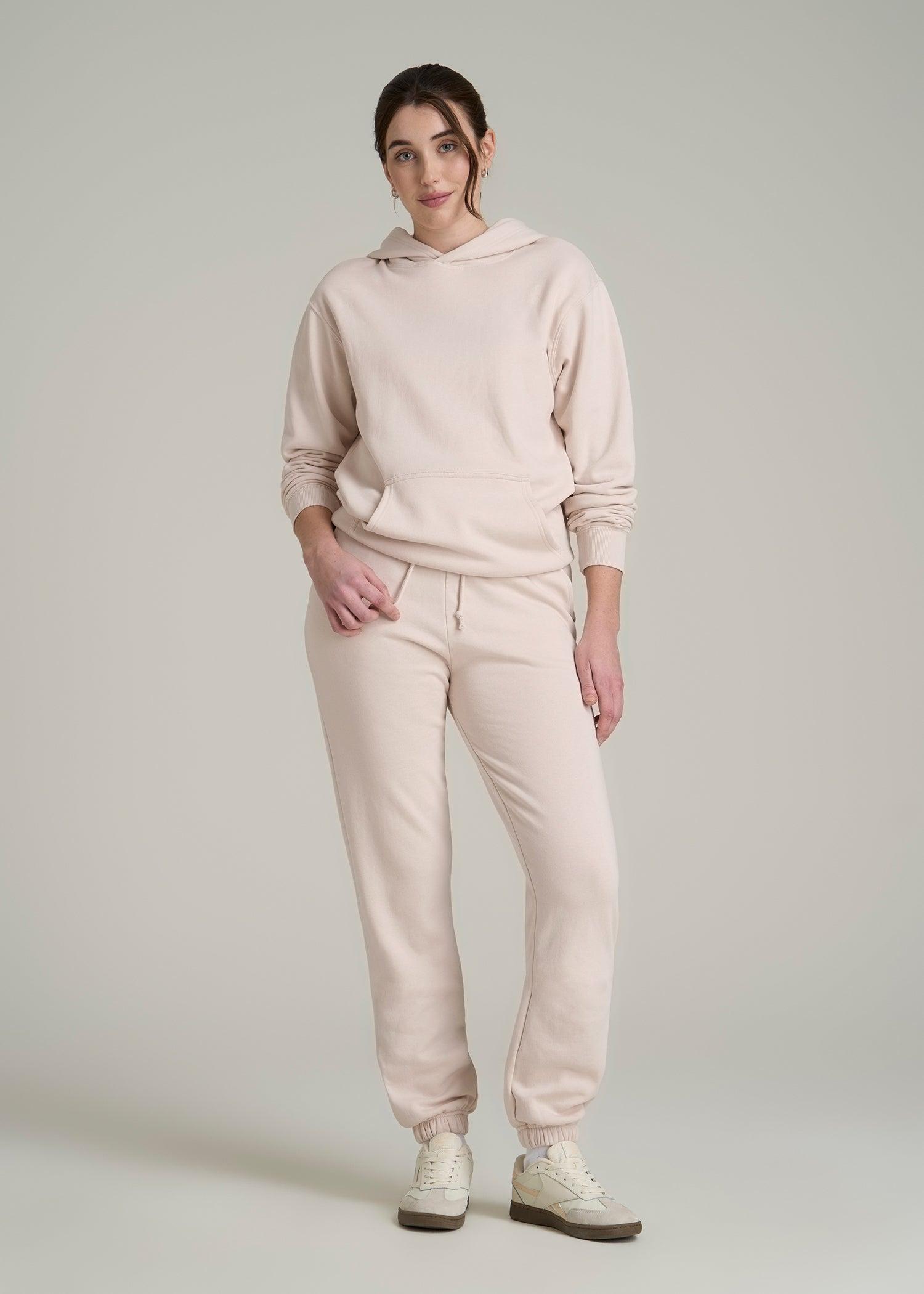 Wearever Fleece SLIM-FIT High-Waisted Women's Sweatpants in Shell Product Image