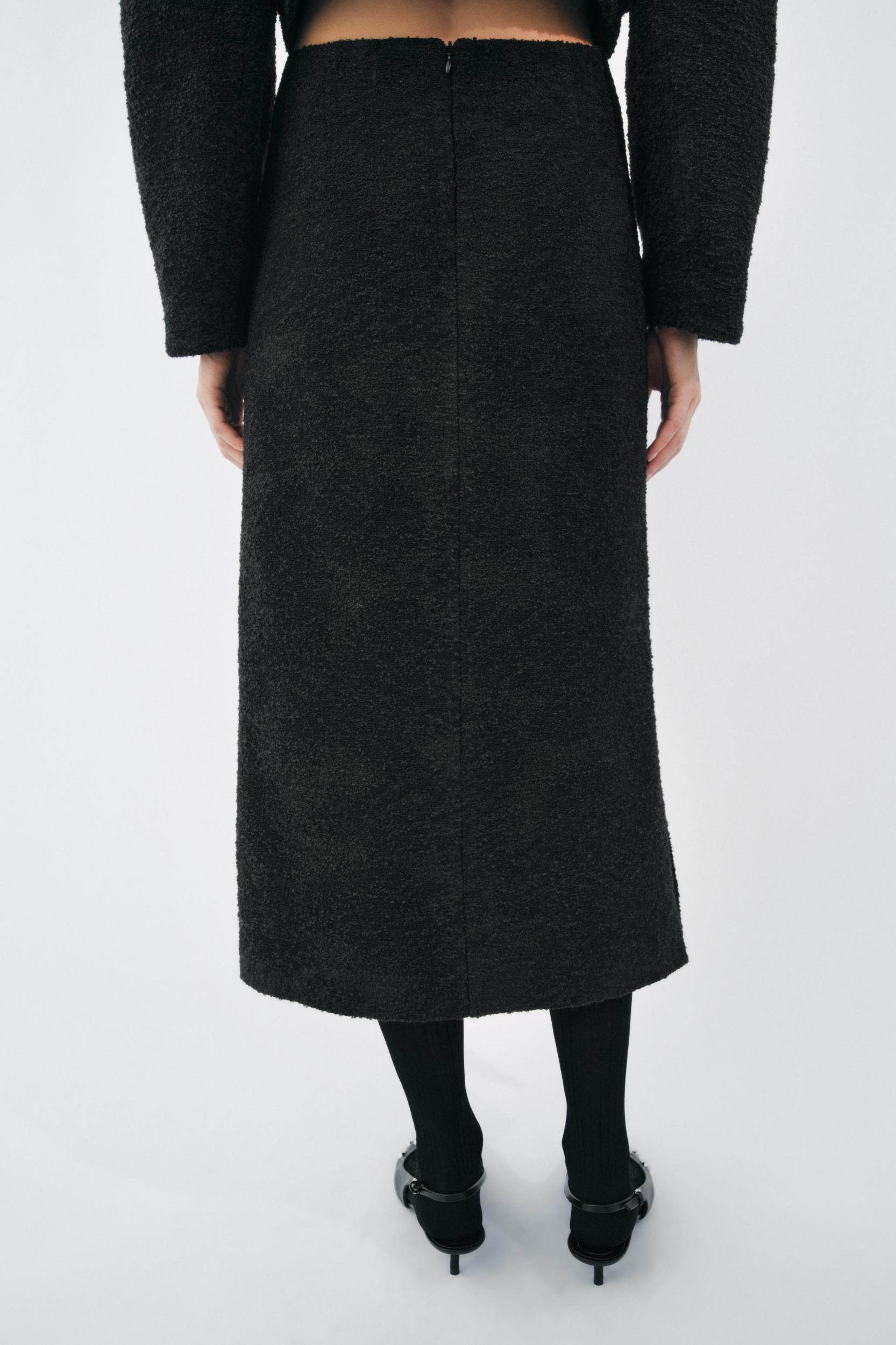 STRAIGHT CUT SLITS SKIRT LIMITED EDITION Product Image