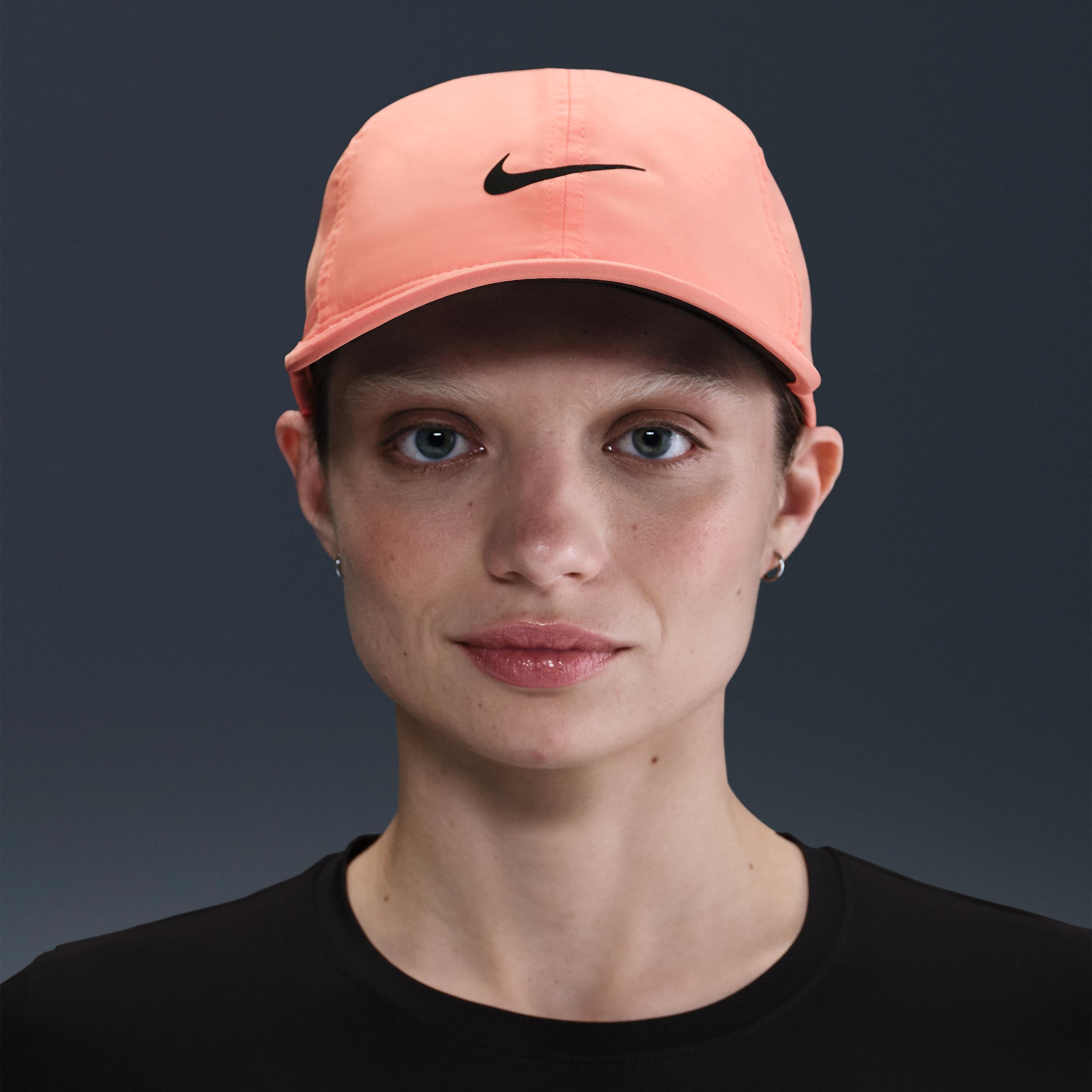Nike Unisex Dri-FIT Club Unstructured Featherlight Cap Product Image